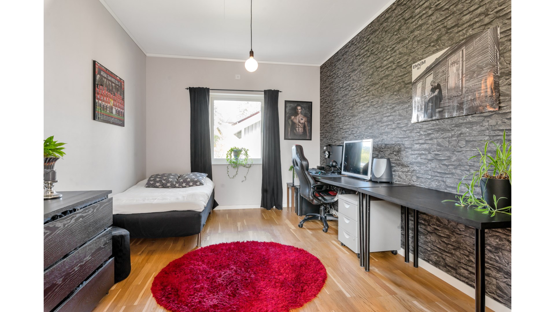 Bostadsbild från Annas väg 3, Såld i Starbo, Uppsala