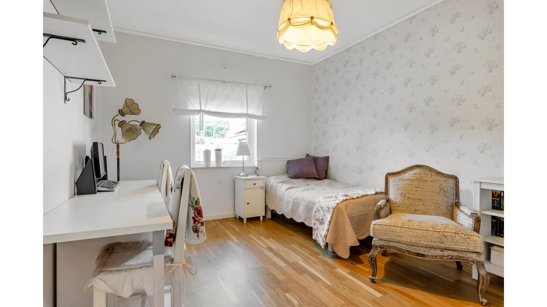 Bostadsbild från Annas väg 3, Såld i Starbo, Uppsala