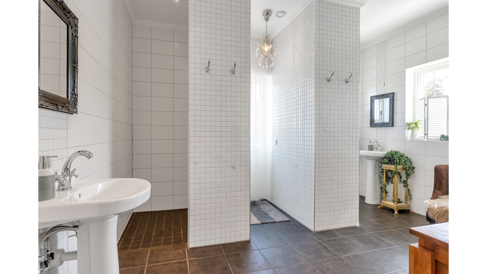 Bostadsbild från Annas väg 3, Såld i Starbo, Uppsala