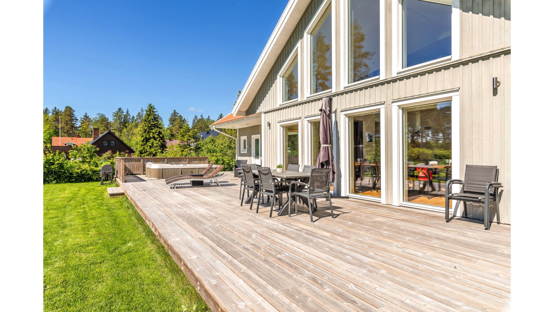 Bostadsbild från Annas väg 3, Såld i Starbo, Uppsala