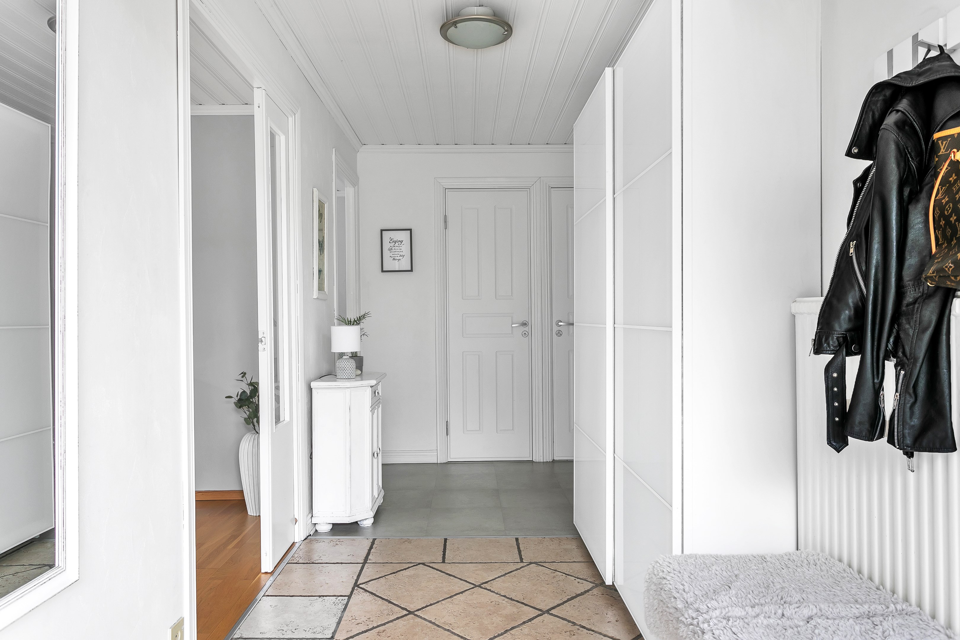 Bostadsbild från Timjansgatan 89, Såld i Årsta, Uppsala