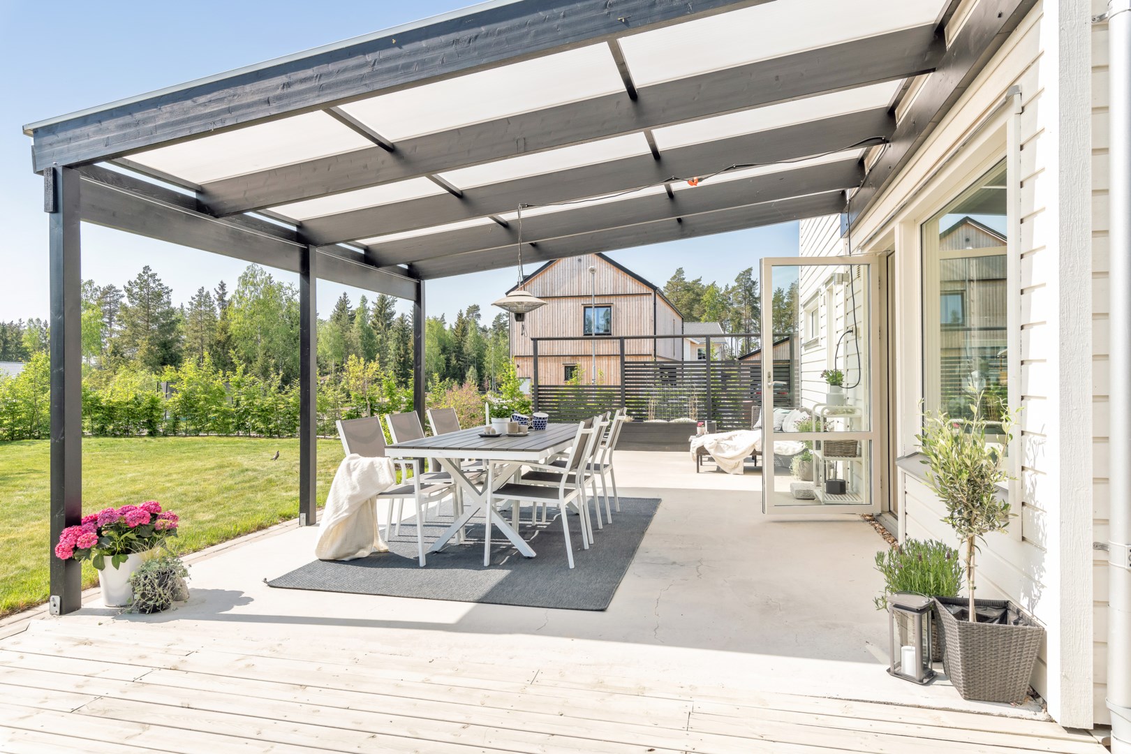 Bostadsbild från Brattbacksvägen 113, Såld i Lindbacken, Uppsala