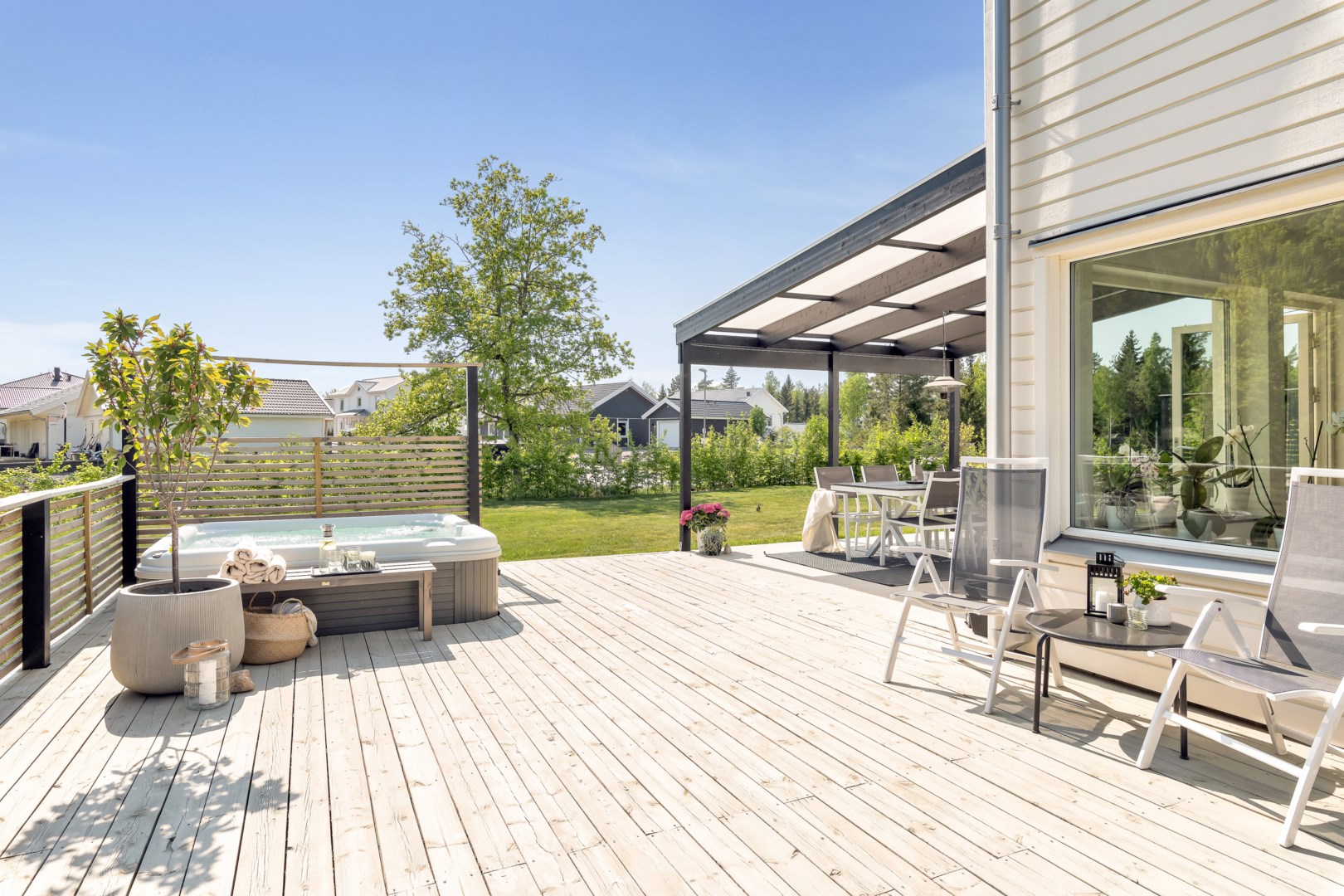 Bostadsbild från Brattbacksvägen 113, Såld i Lindbacken, Uppsala