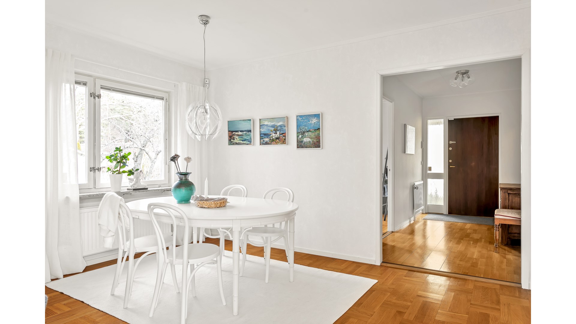 Bostadsbild från Hartrajet 11, Såld i Bergsbrunna, Uppsala