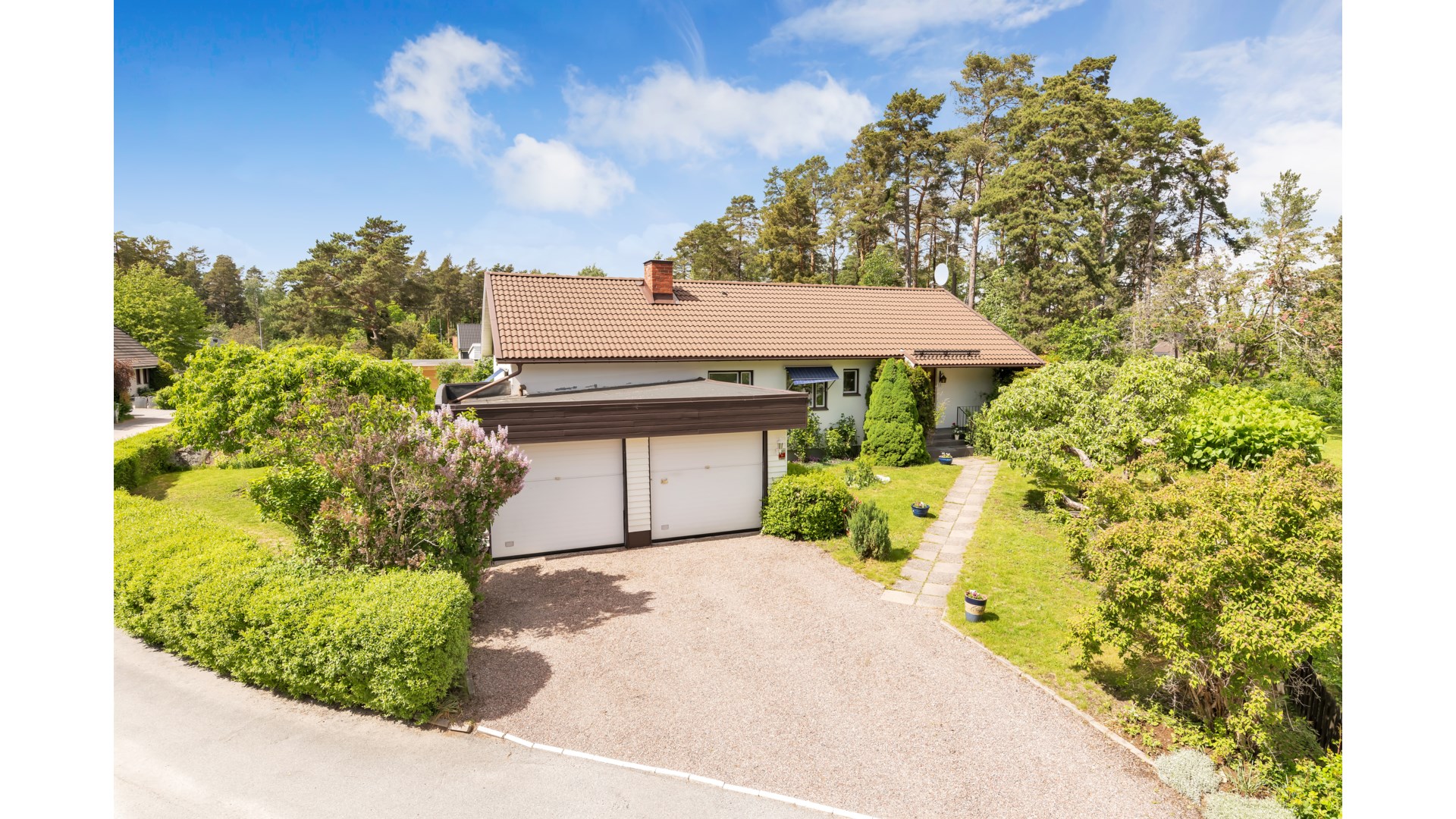 Bostadsbild från Hartrajet 11, Såld i Bergsbrunna, Uppsala