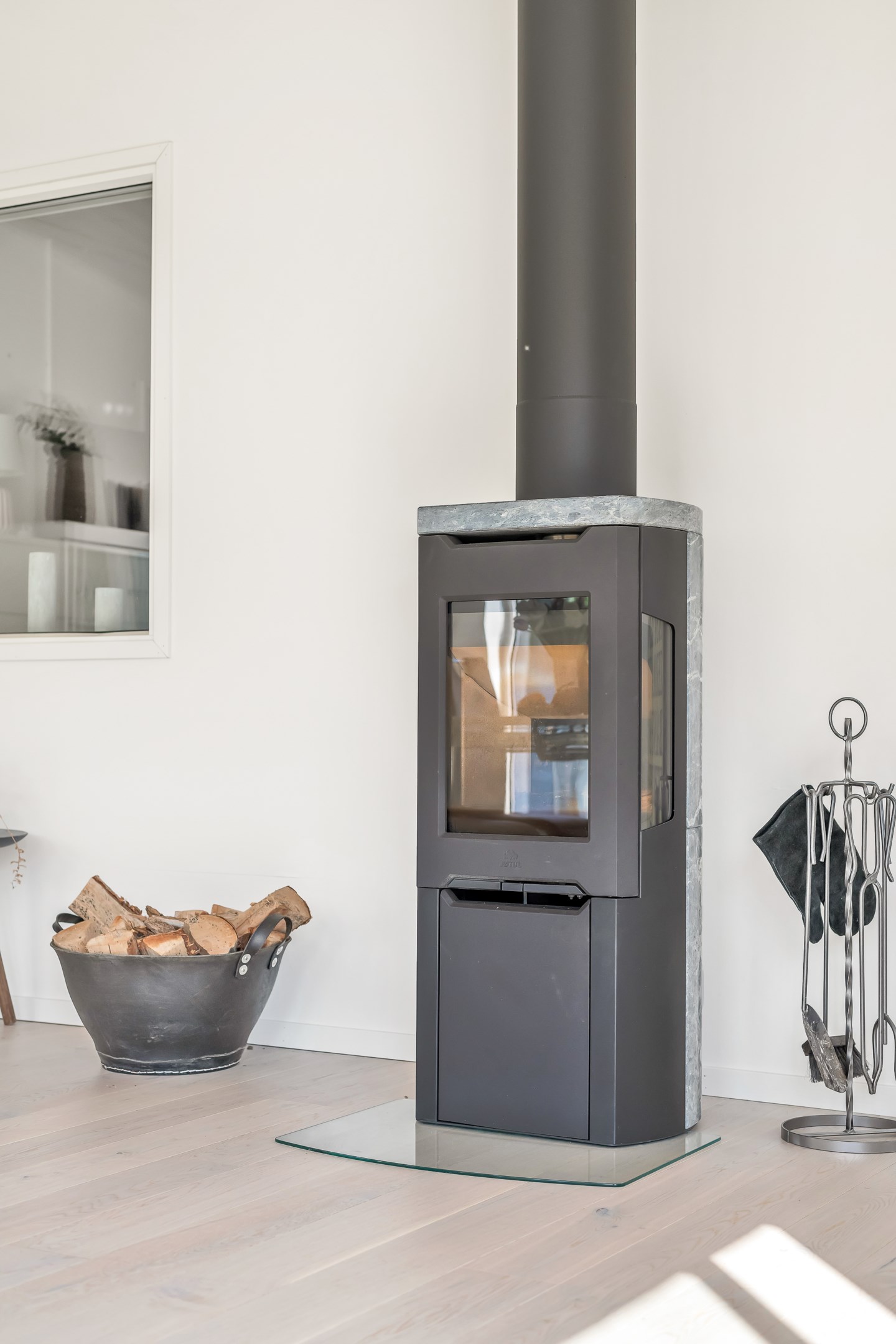 Bostadsbild från Sunnerstavägen 25B, Såld i Sunnersta, Uppsala