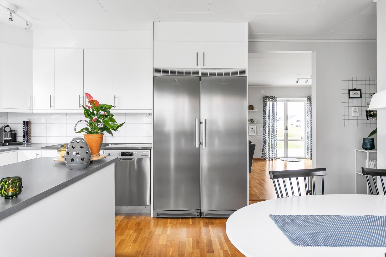 Bostadsbild från Lupinvägen 6, Såld i Lövstalöt, Uppsala