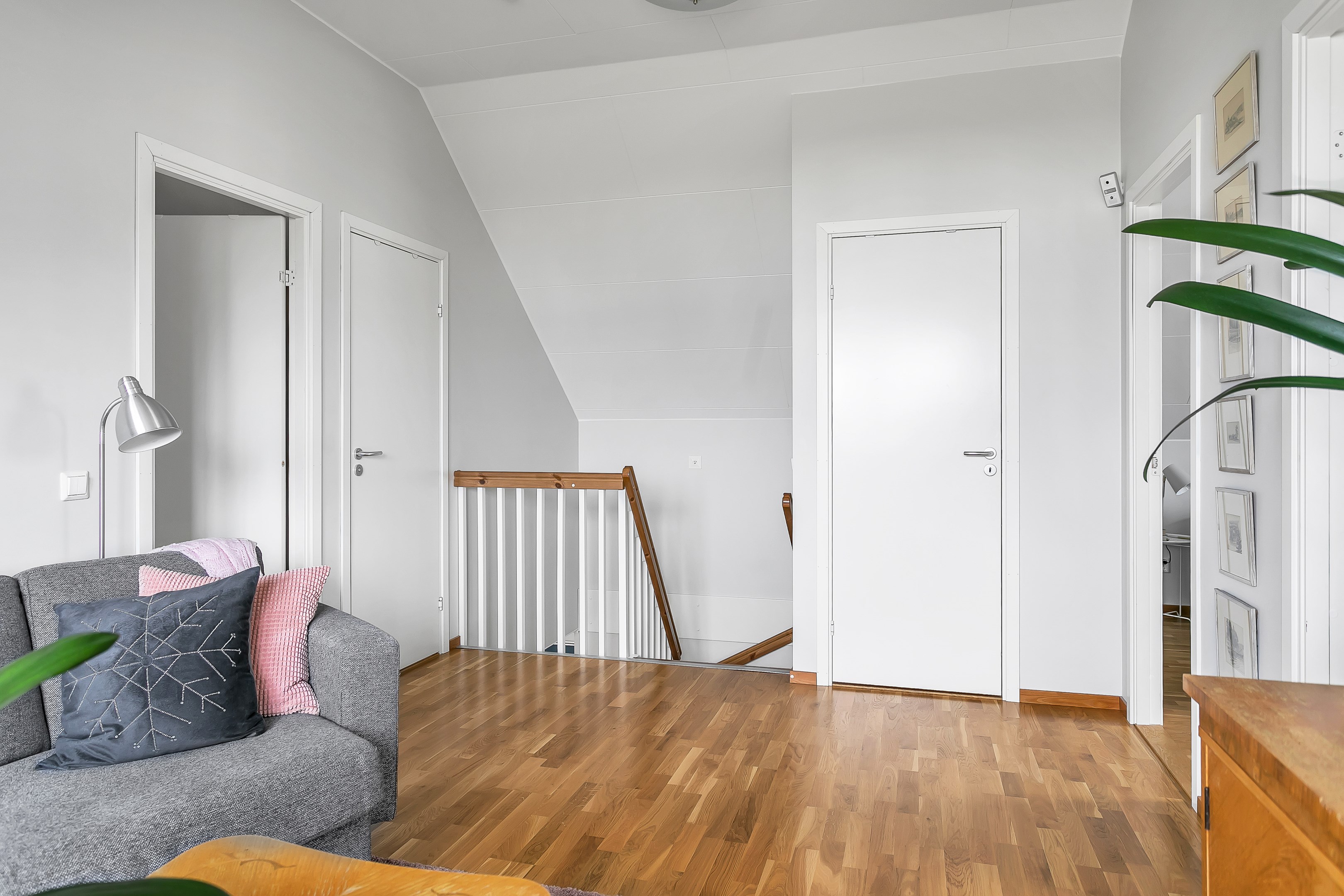 Bostadsbild från Lupinvägen 6, Såld i Lövstalöt, Uppsala