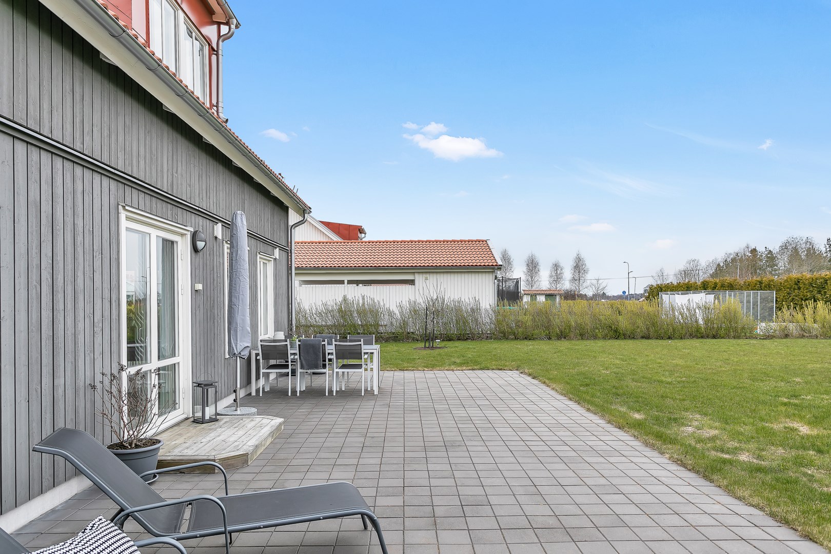 Bostadsbild från Lupinvägen 6, Såld i Lövstalöt, Uppsala