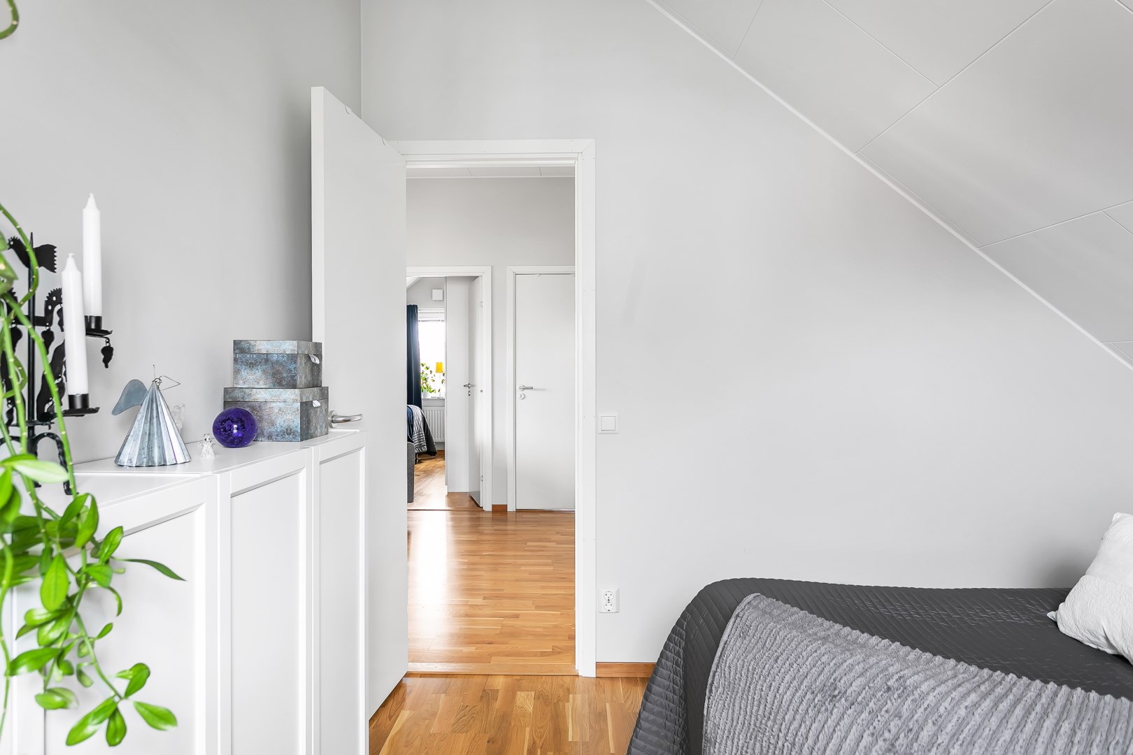 Bostadsbild från Lupinvägen 6, Såld i Lövstalöt, Uppsala