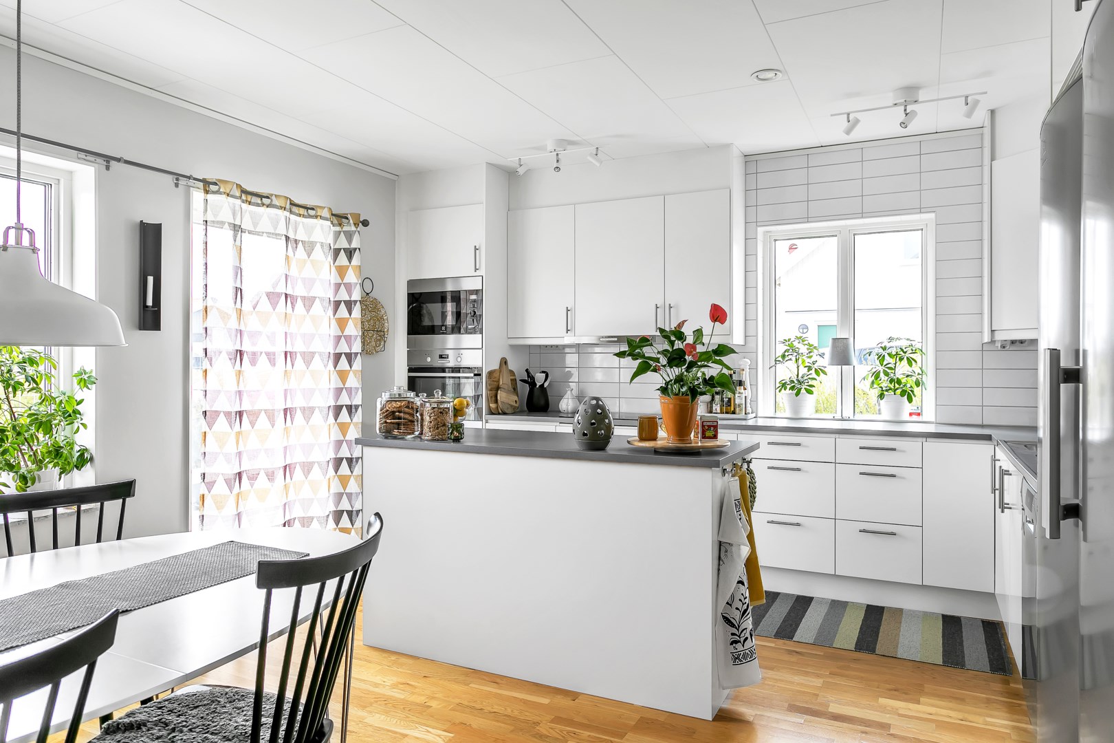 Bostadsbild från Lupinvägen 6, Såld i Lövstalöt, Uppsala