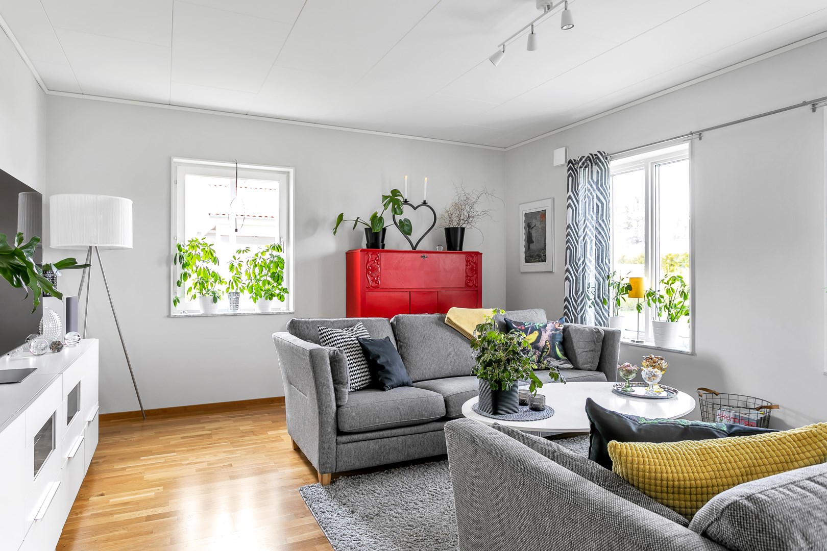 Bostadsbild från Lupinvägen 6, Såld i Lövstalöt, Uppsala