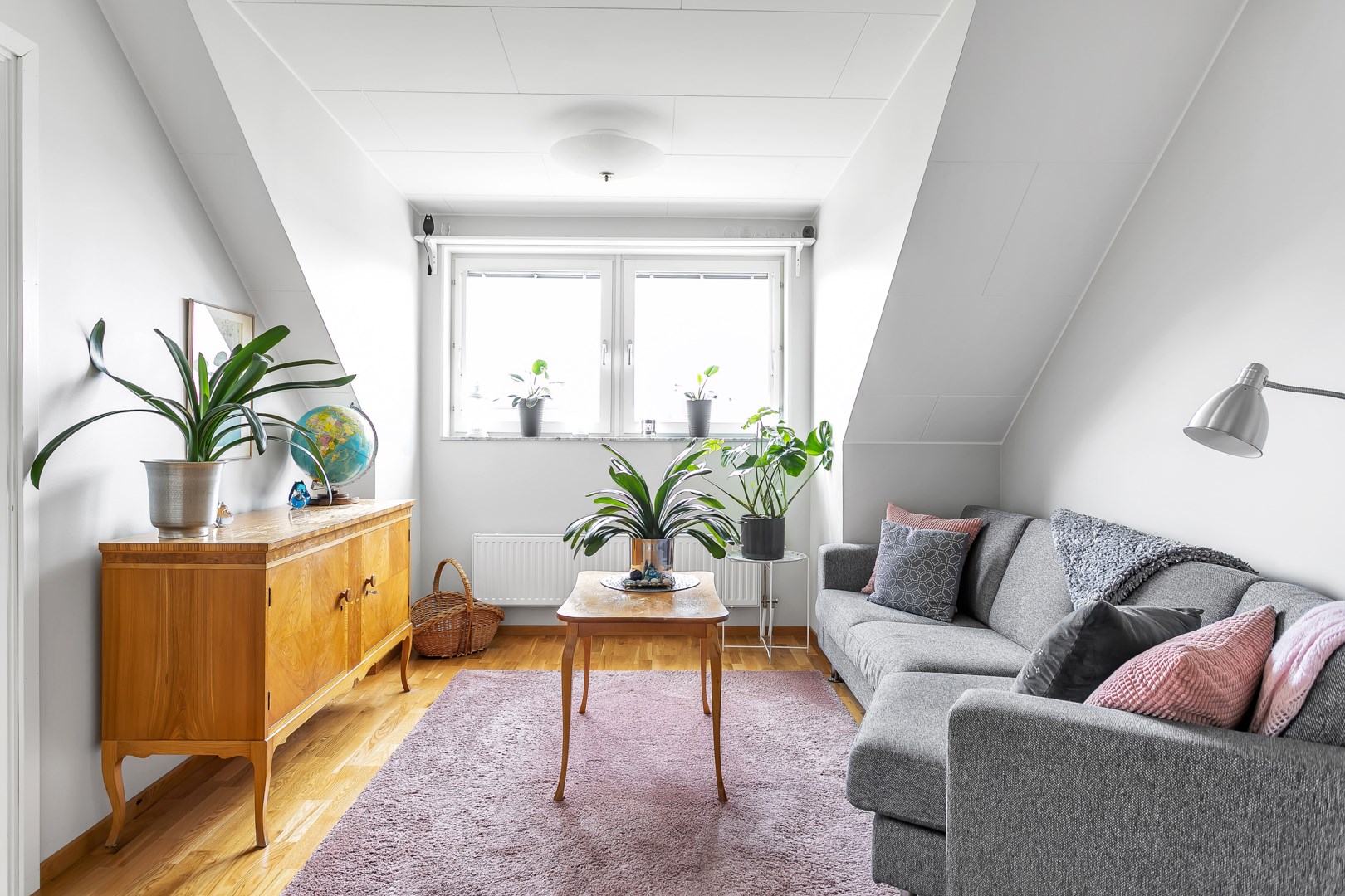 Bostadsbild från Lupinvägen 6, Såld i Lövstalöt, Uppsala