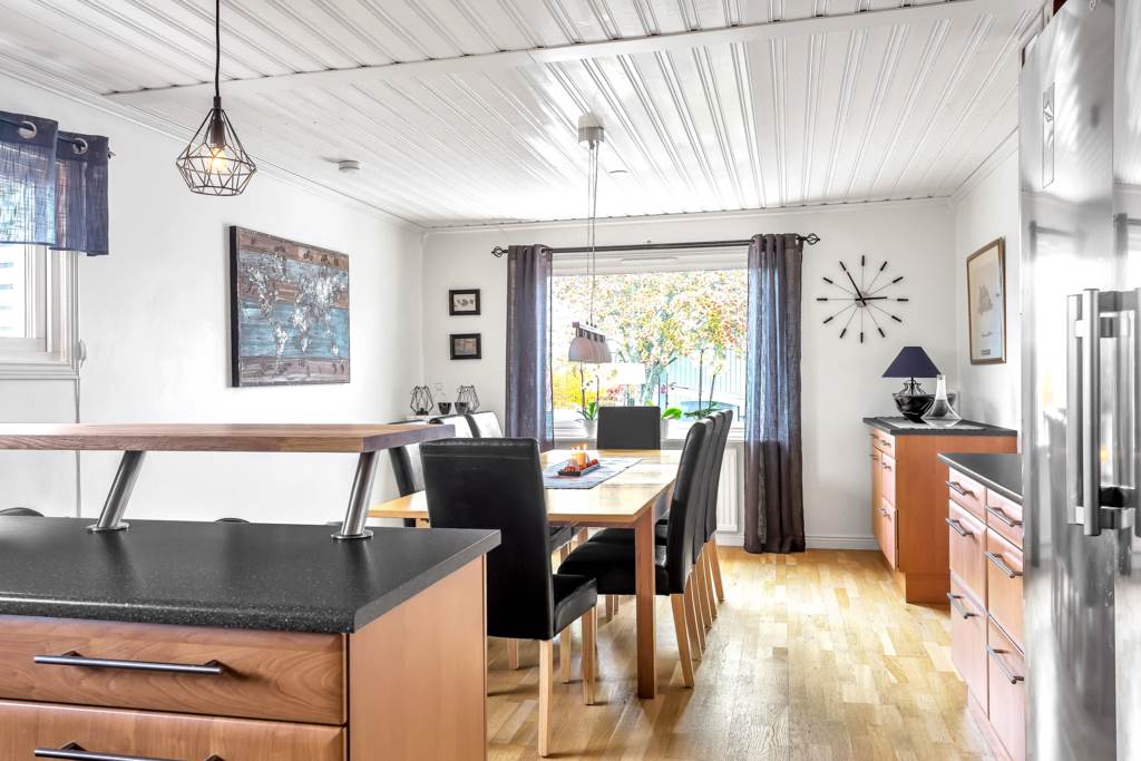 Bostadsbild från Frejvägen 8, Såld i Örsundsbro, Enköping