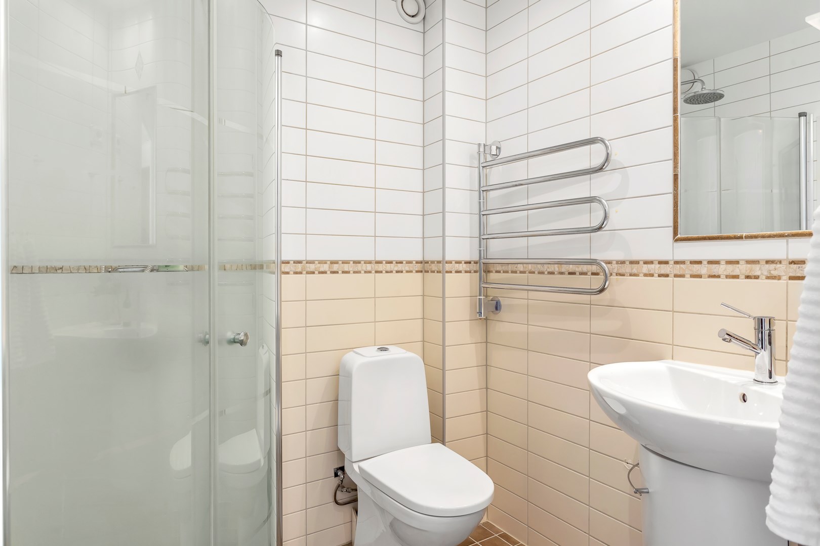 Bostadsbild från Plommonvägen 127, Såld i Västra Ängby, Knivsta