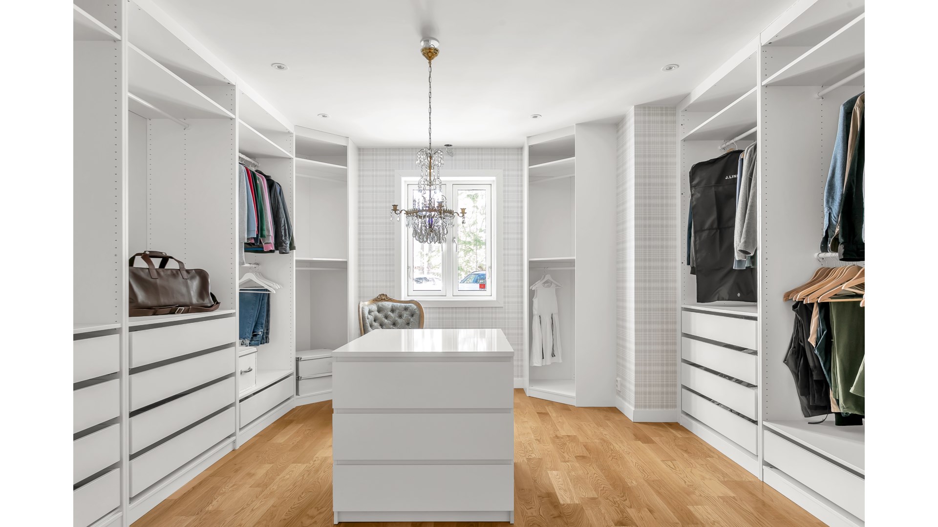 Bostadsbild från Vreta strandväg 56, Såld i Vreta, Uppsala