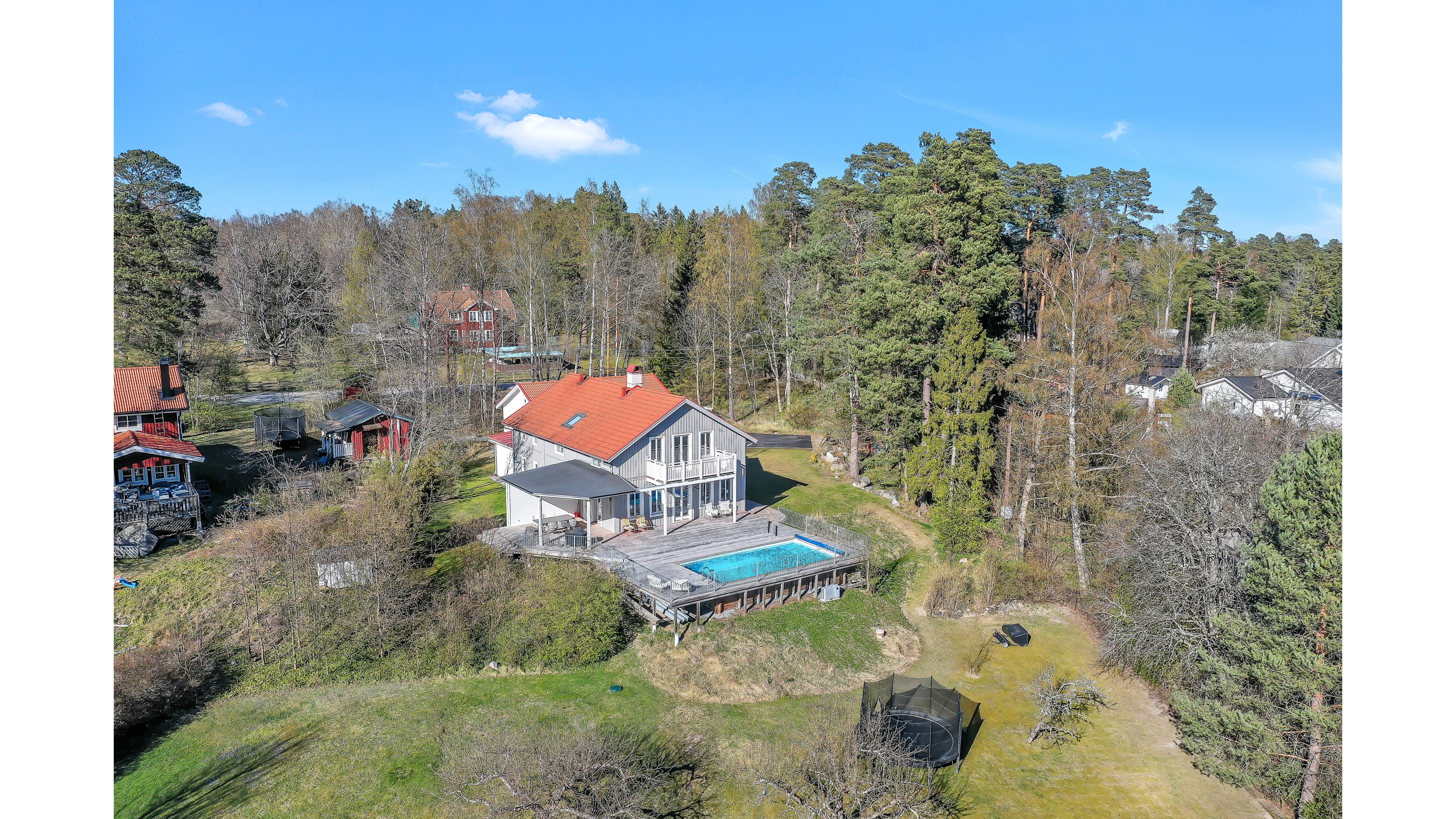 Bostadsbild från Vreta strandväg 56, Såld i Vreta, Uppsala