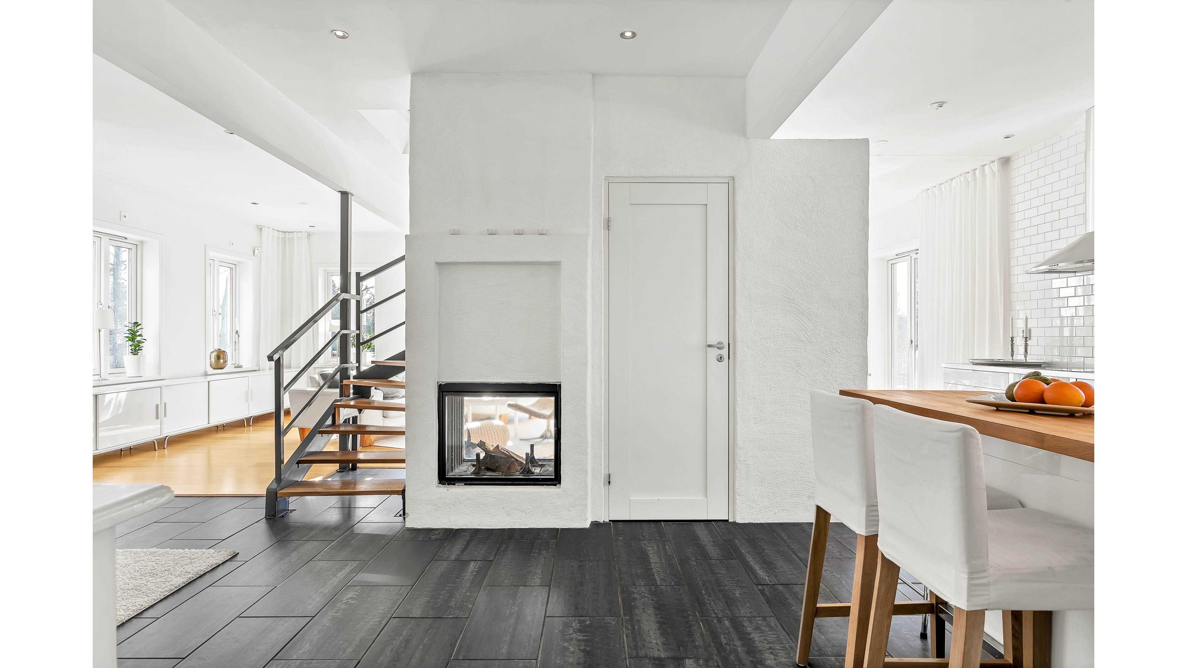 Bostadsbild från Vreta strandväg 56, Såld i Vreta, Uppsala