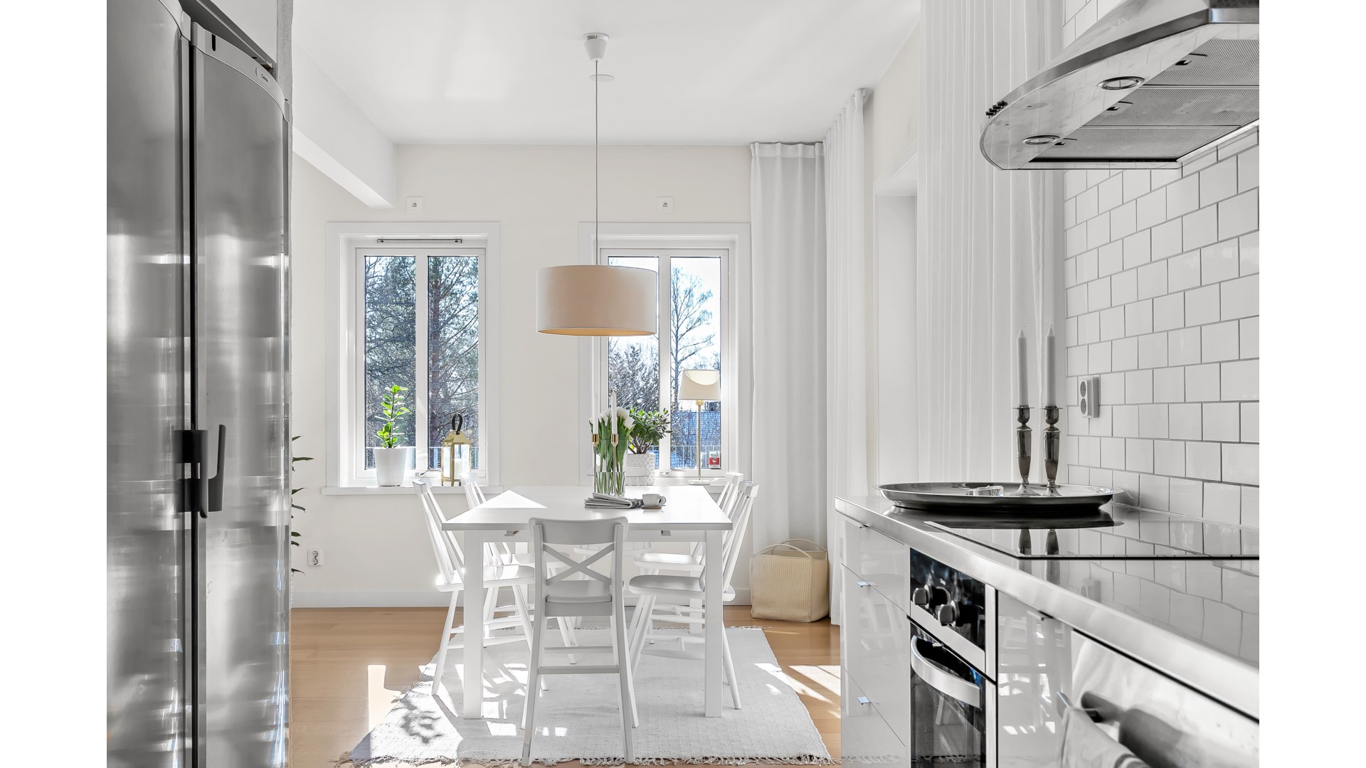 Bostadsbild från Vreta strandväg 56, Såld i Vreta, Uppsala