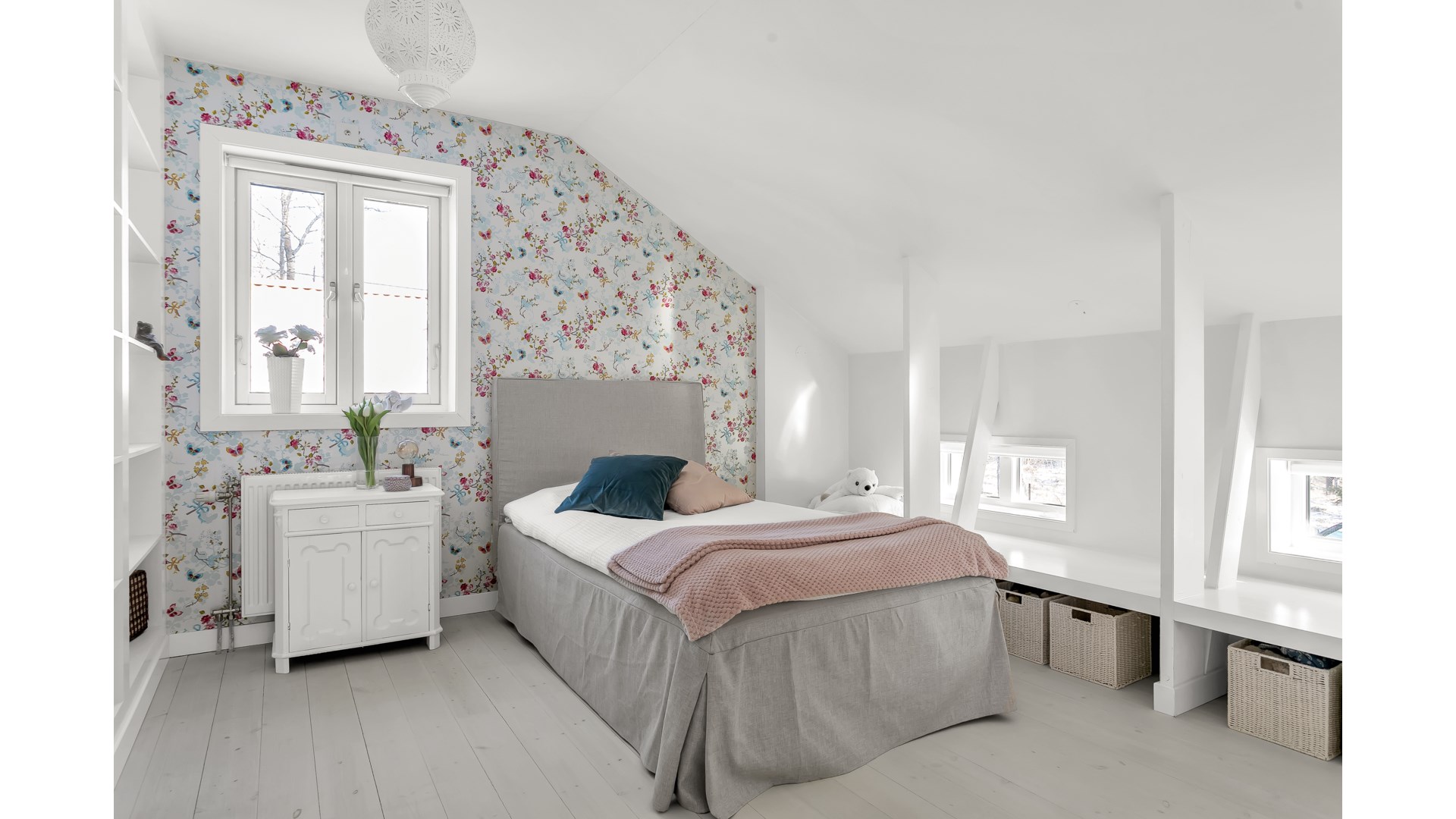 Bostadsbild från Vreta strandväg 56, Såld i Vreta, Uppsala