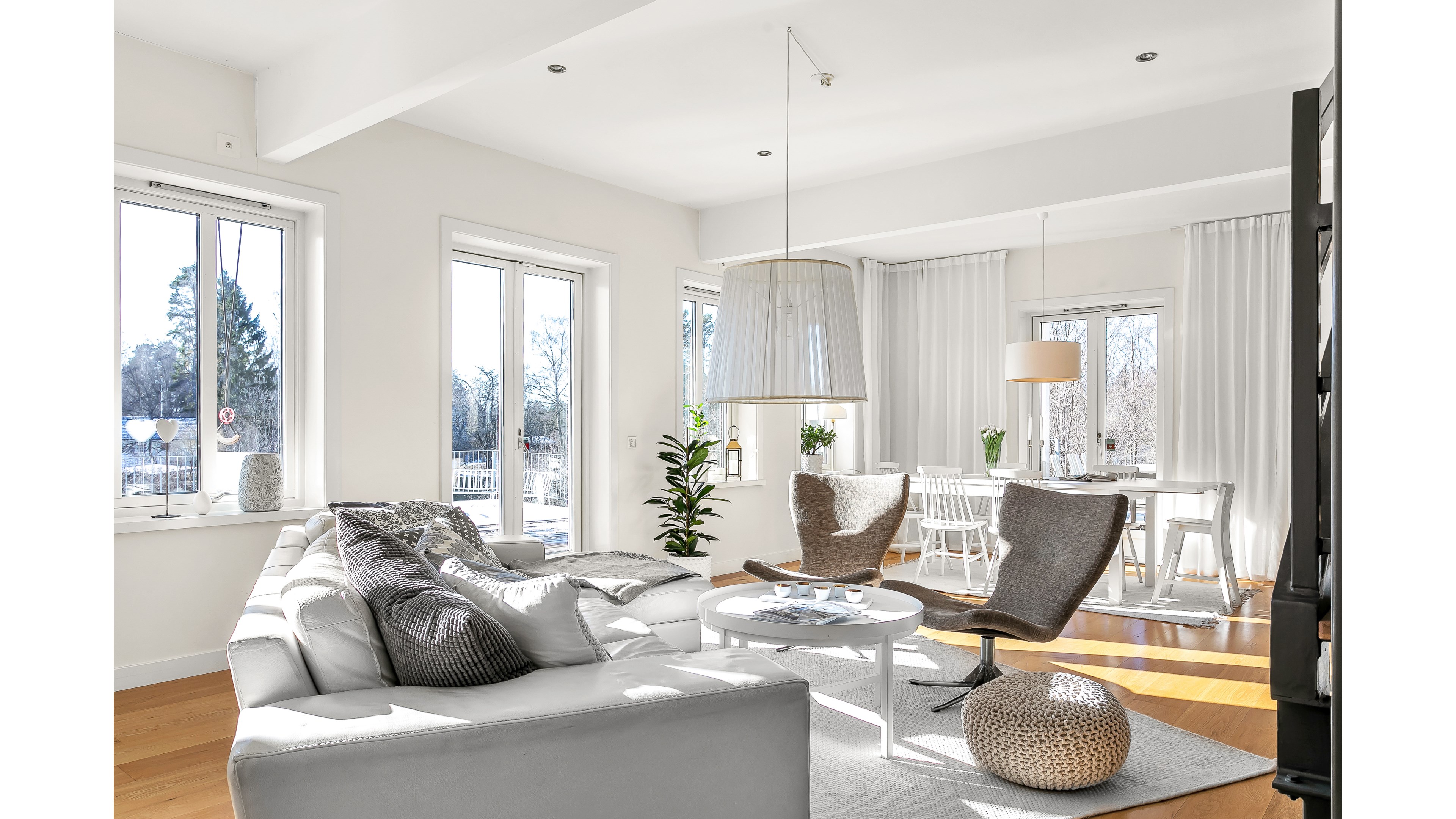 Bostadsbild från Vreta strandväg 56, Såld i Vreta, Uppsala