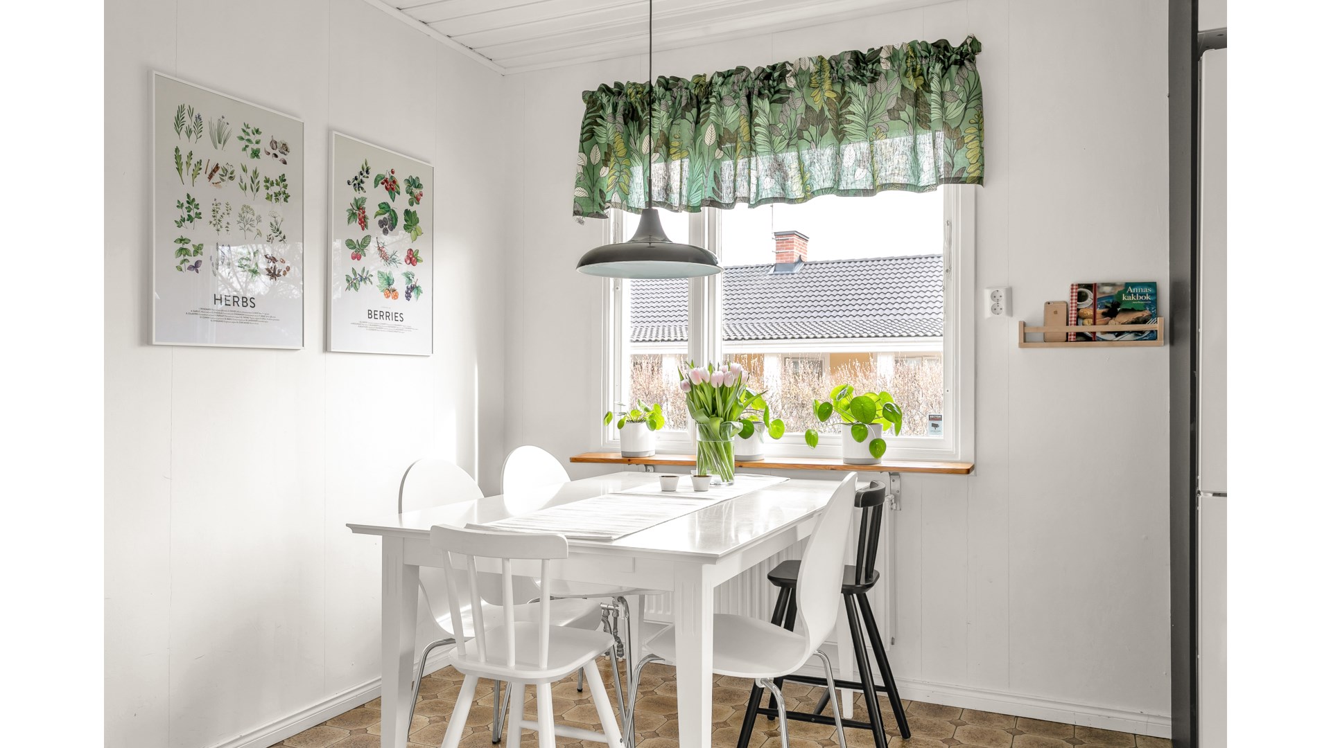 Bostadsbild från Lönnviksvägen 2, Såld i Sunnersta, Uppsala