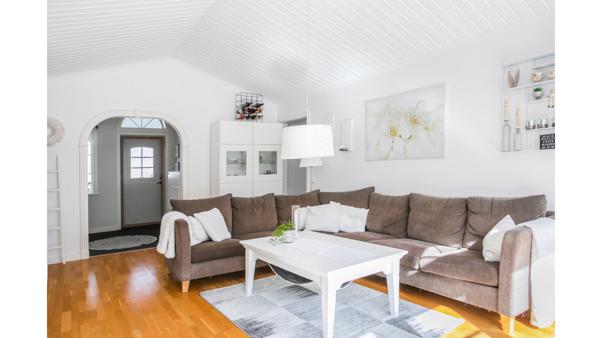 Bostadsbild från Trevlingevägen 41, Såld i Gåvsta, Uppsala