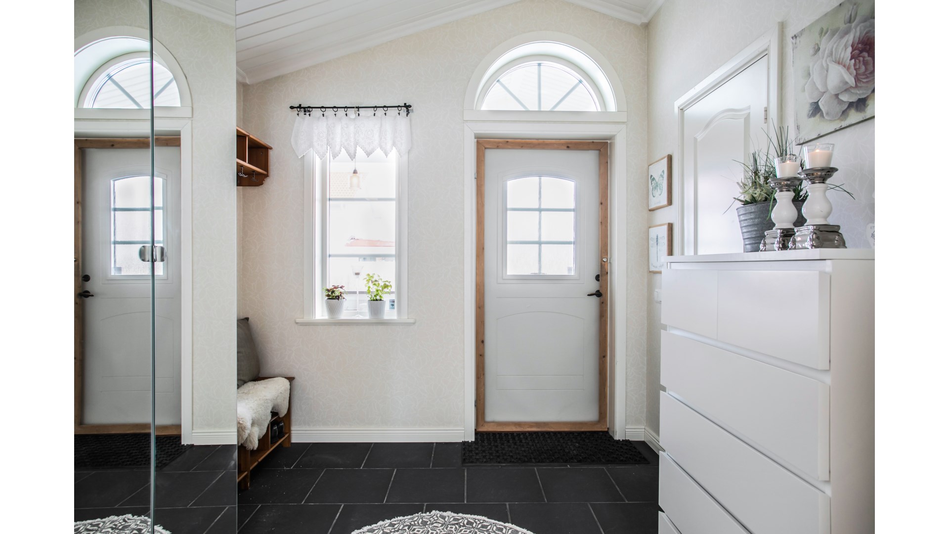 Bostadsbild från Trevlingevägen 41, Såld i Gåvsta, Uppsala