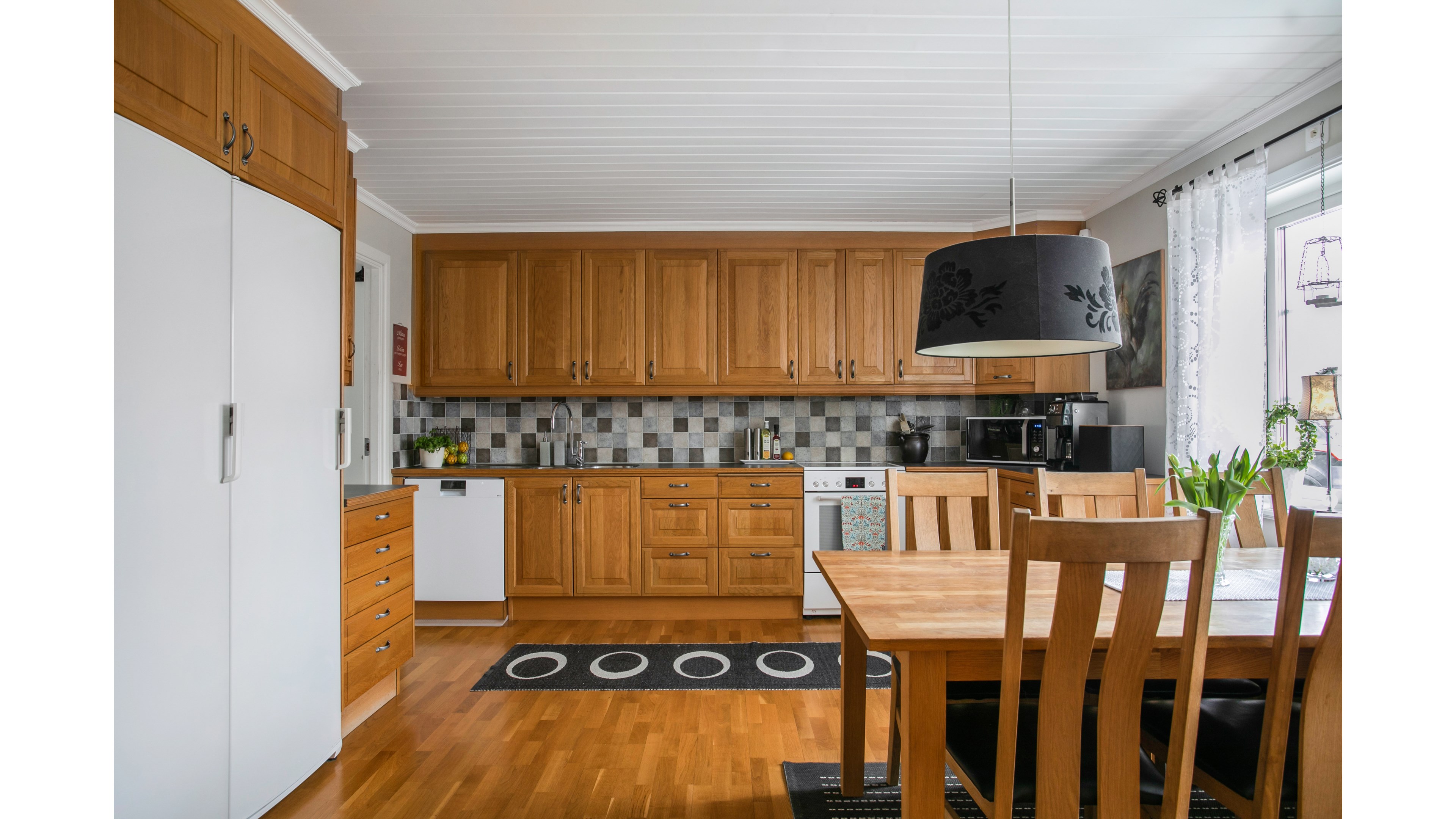 Bostadsbild från Trevlingevägen 41, Såld i Gåvsta, Uppsala