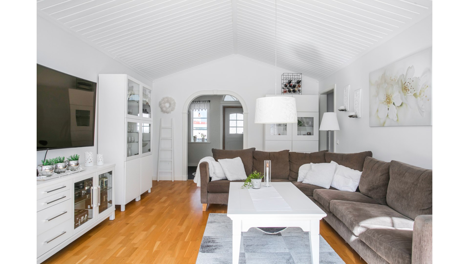 Bostadsbild från Trevlingevägen 41, Såld i Gåvsta, Uppsala