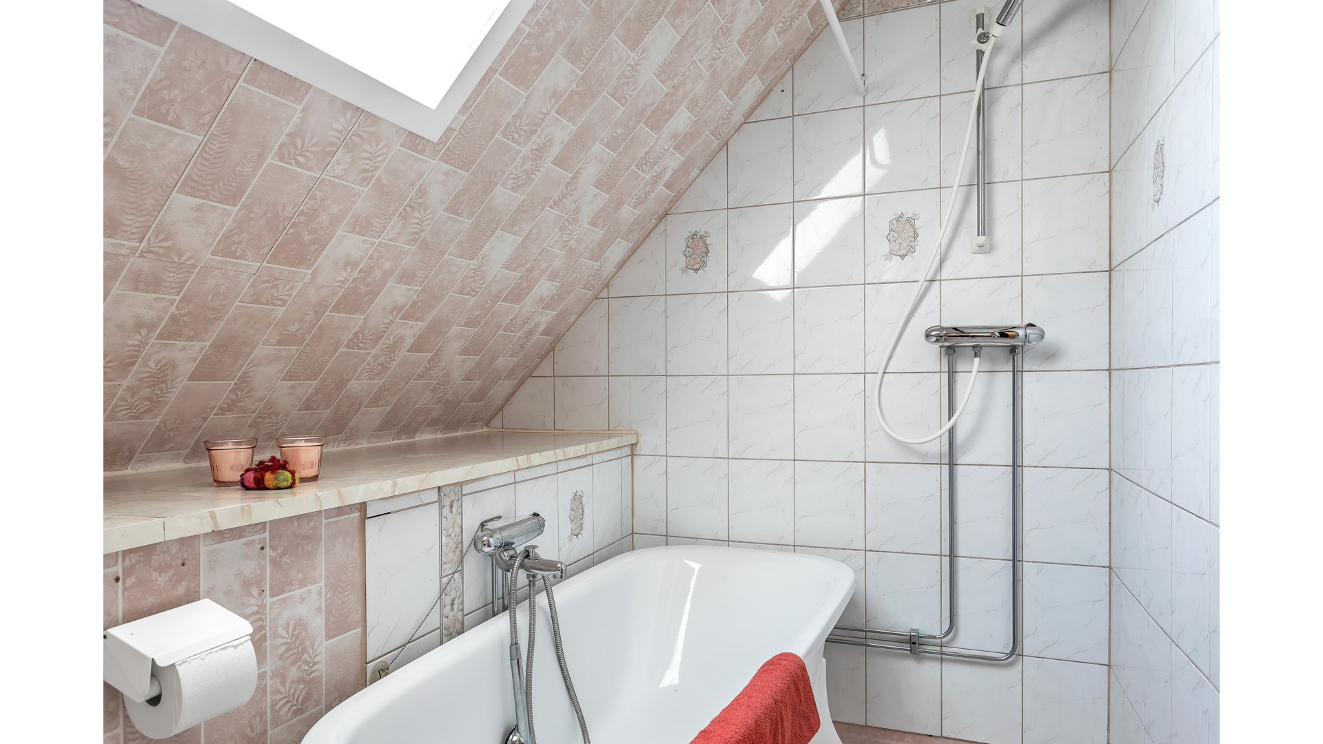 Bostadsbild från Orionvägen 14, Såld i Storvreta, Uppsala