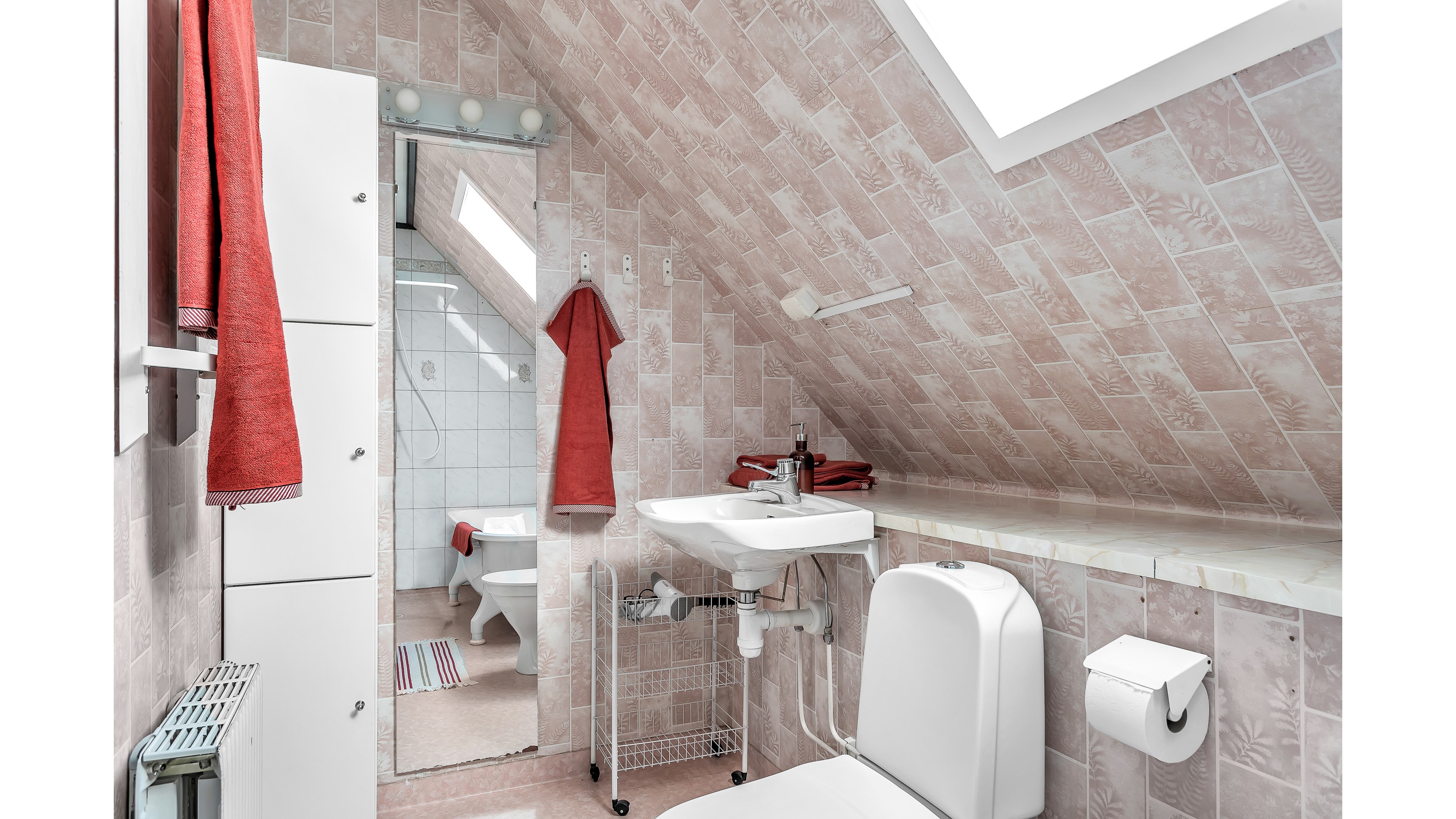 Bostadsbild från Orionvägen 14, Såld i Storvreta, Uppsala