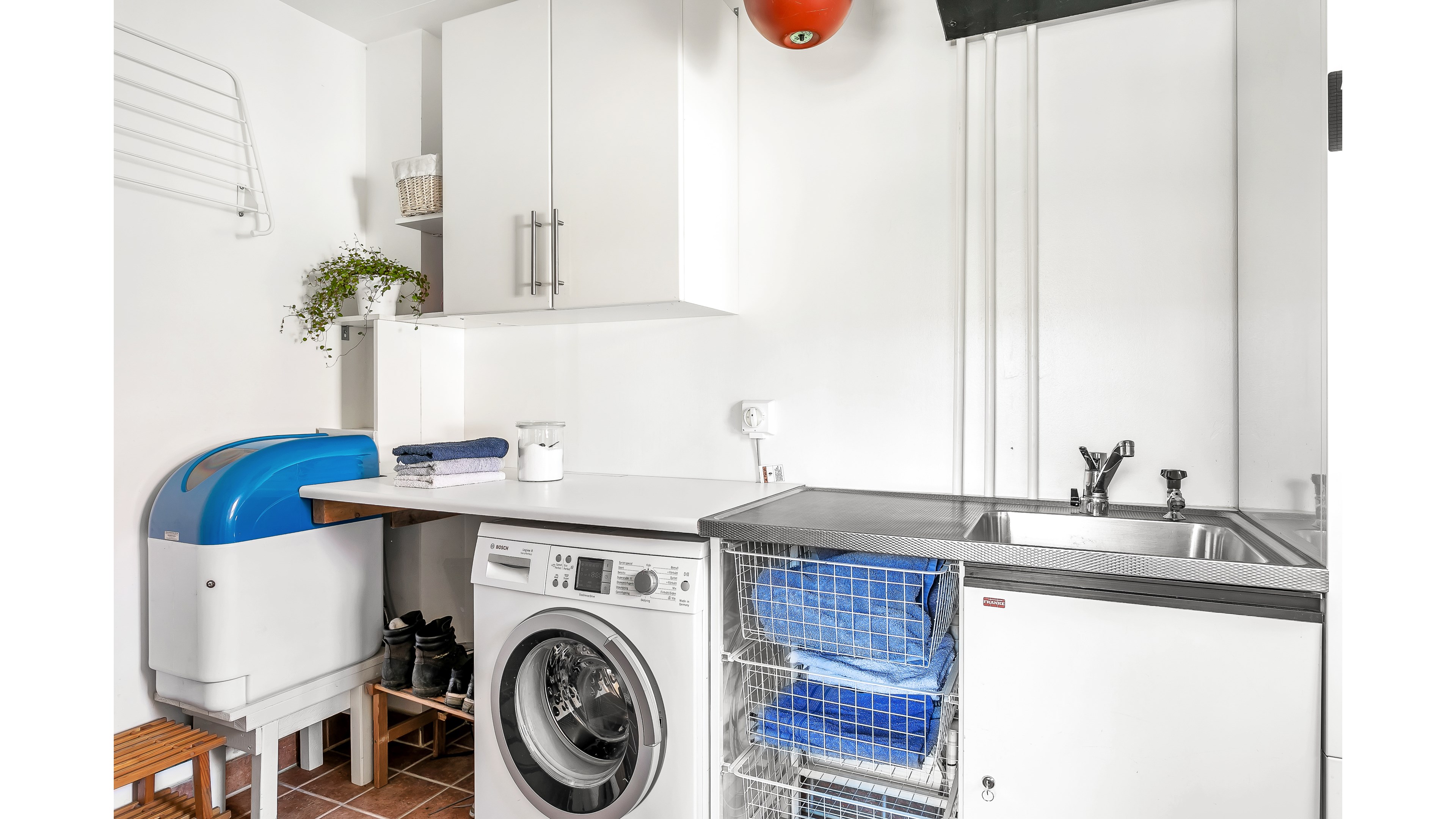 Bostadsbild från Orionvägen 14, Såld i Storvreta, Uppsala