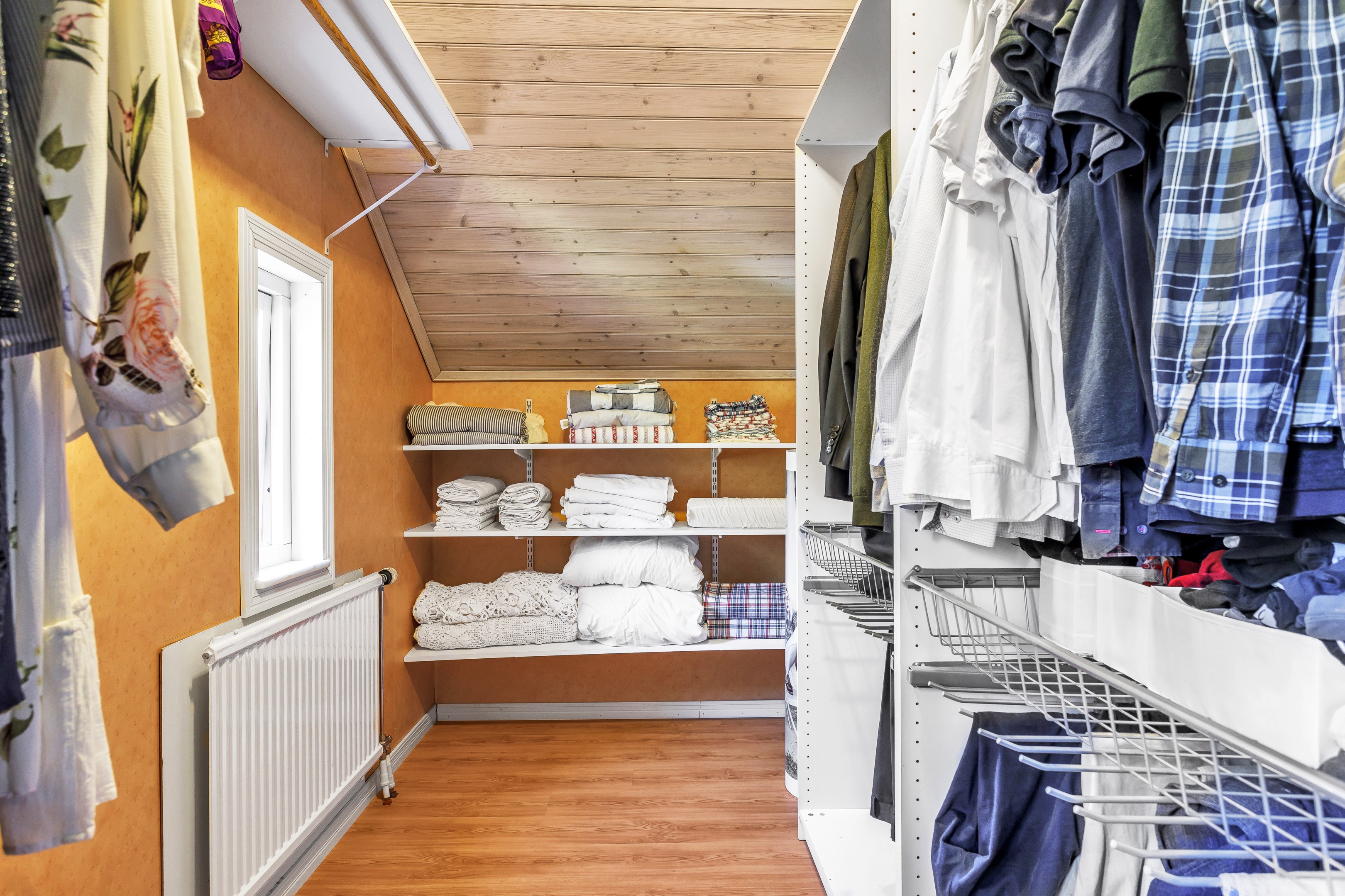 Bostadsbild från Ärnevi Hällkana 83, Såld i Funbo, Uppsala