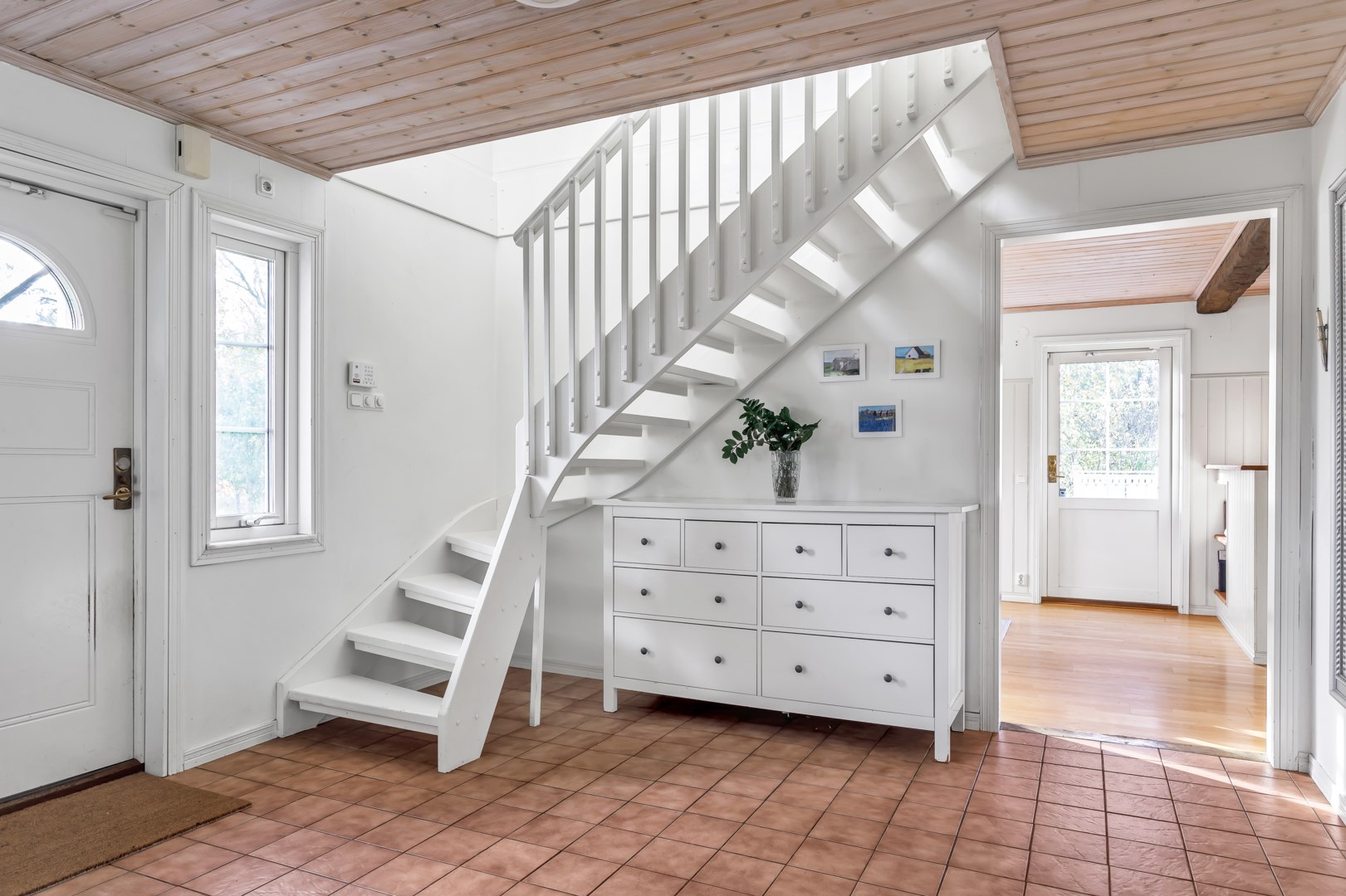 Bostadsbild från Ärnevi Hällkana 83, Såld i Funbo, Uppsala