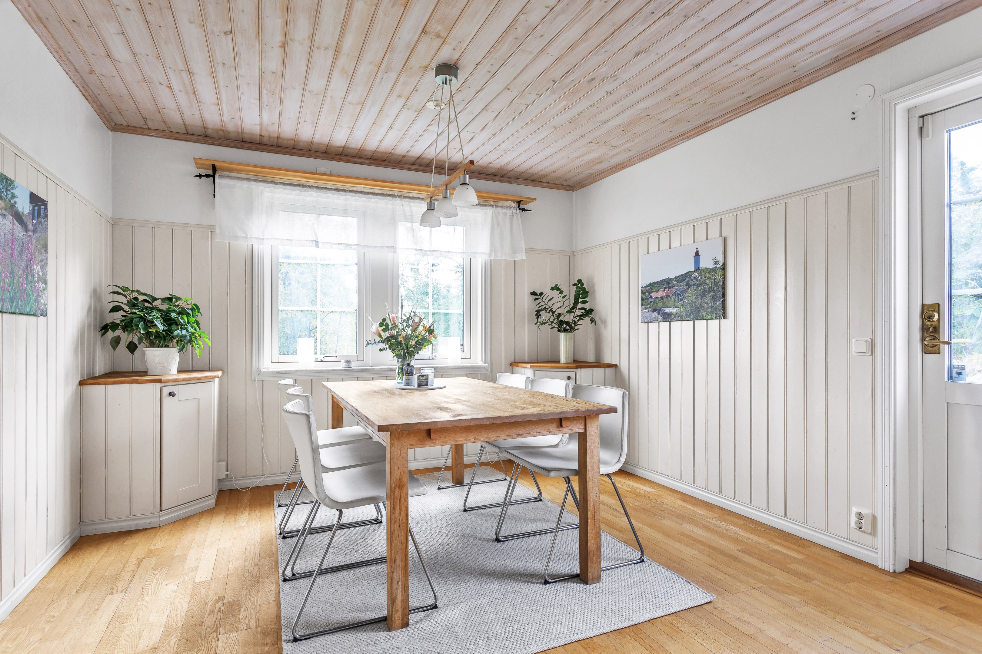 Bostadsbild från Ärnevi Hällkana 83, Såld i Funbo, Uppsala