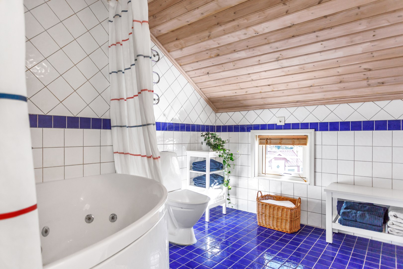 Bostadsbild från Ärnevi Hällkana 83, Såld i Funbo, Uppsala