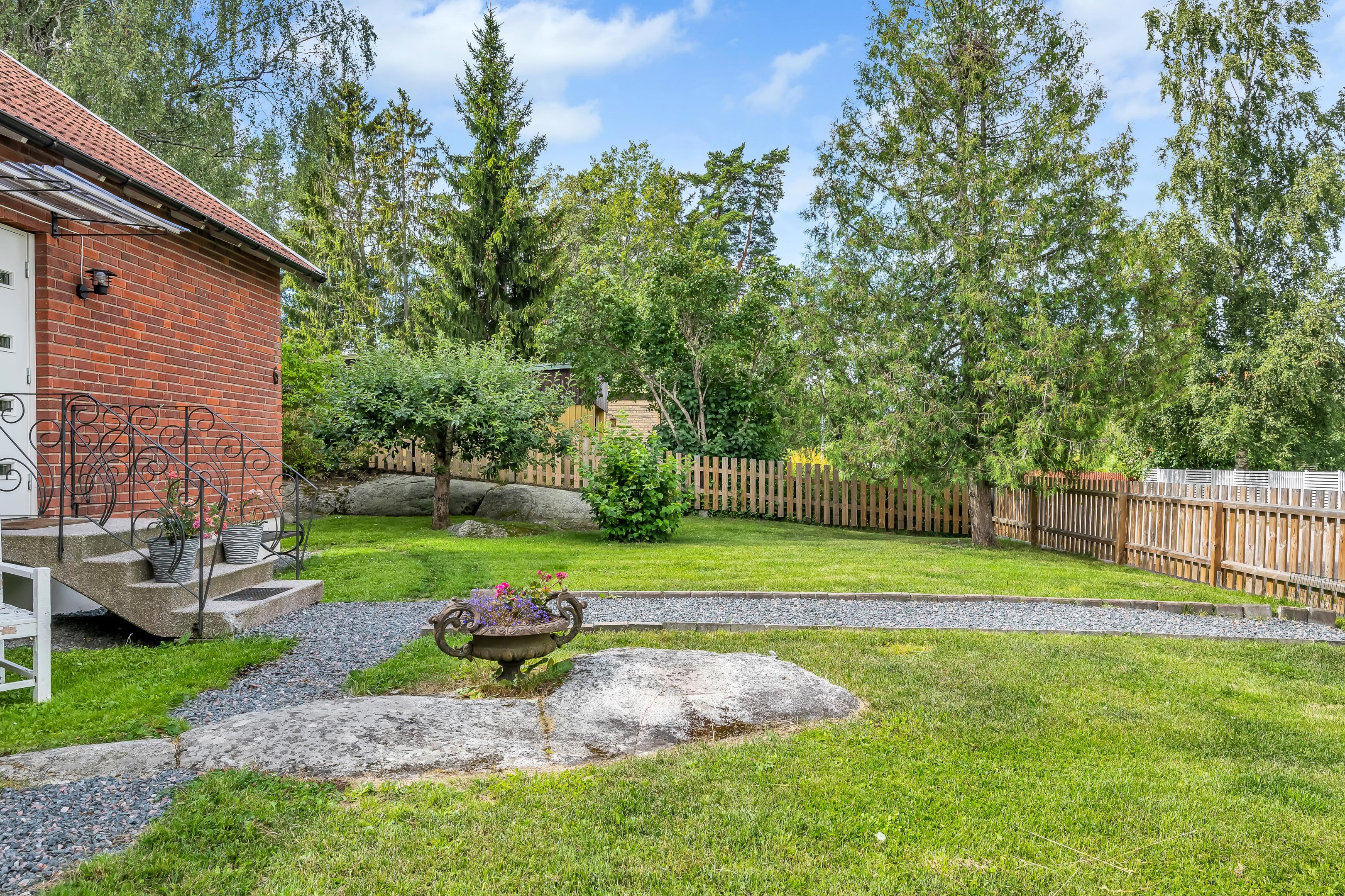 Bostadsbild från Södra Parkvägen 6B, Såld i Norby, Uppsala