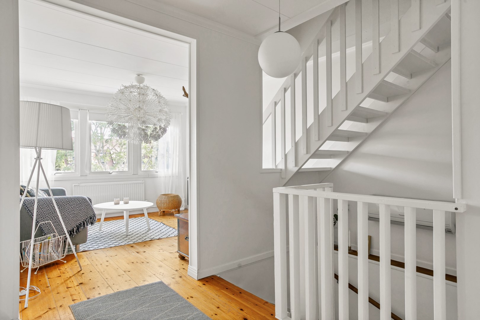 Bostadsbild från Fögderivägen 30, Såld i Bälinge, Uppsala