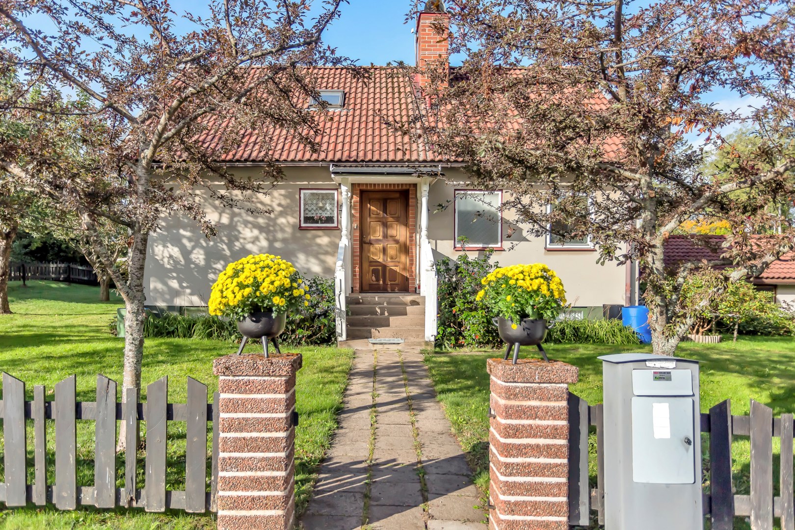 Bostadsbild från Ryttarvägen 1, Såld i Lövstalöt, Uppsala