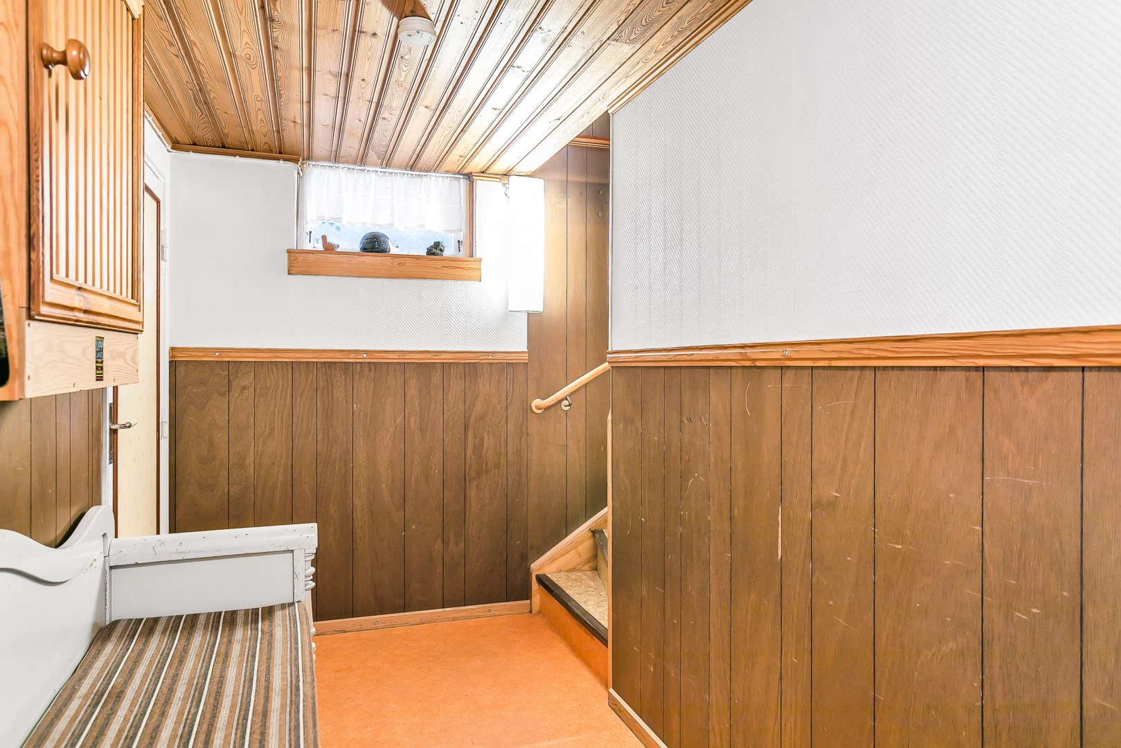 Bostadsbild från Ryttarvägen 1, Såld i Lövstalöt, Uppsala