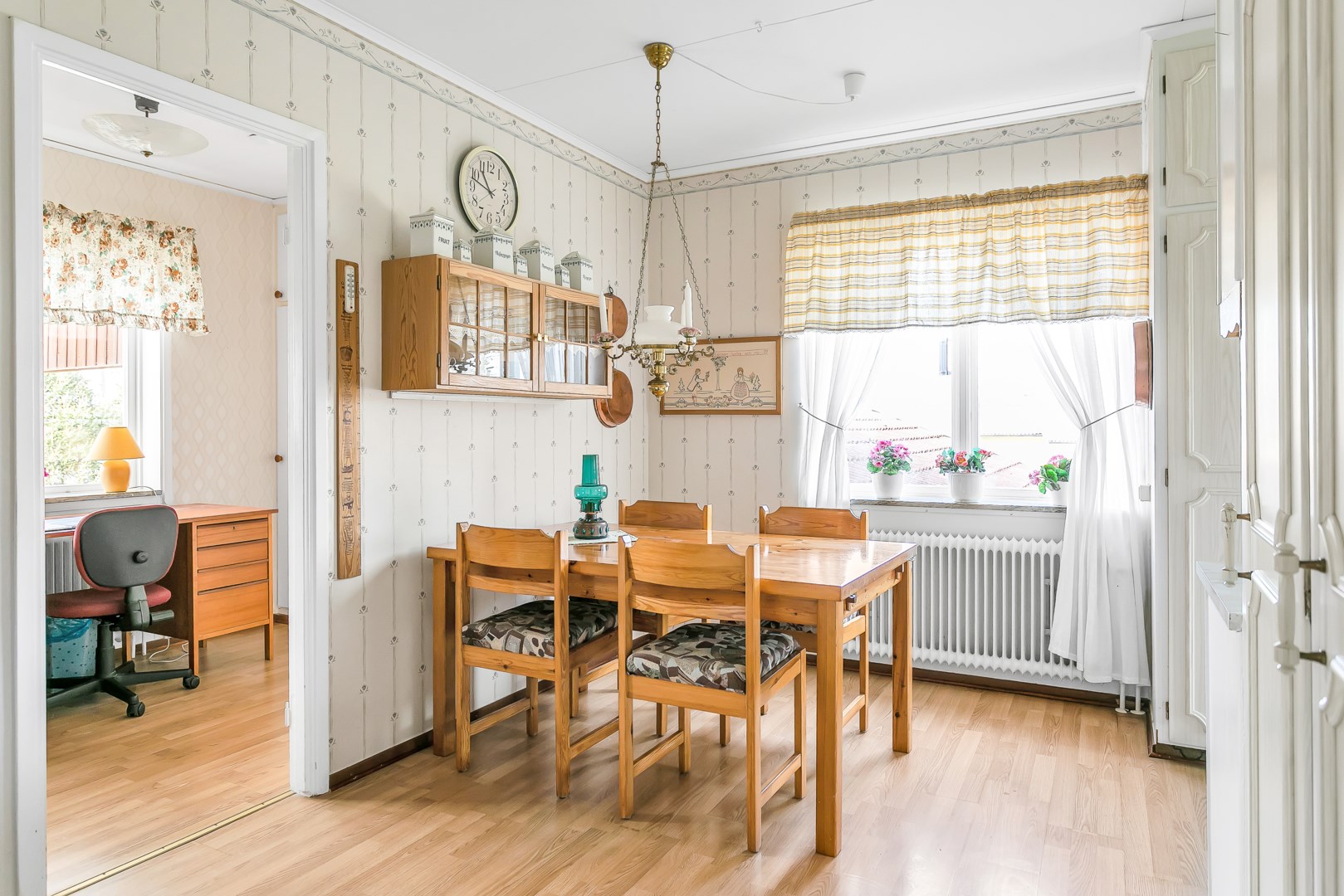 Bostadsbild från Ryttarvägen 1, Såld i Lövstalöt, Uppsala