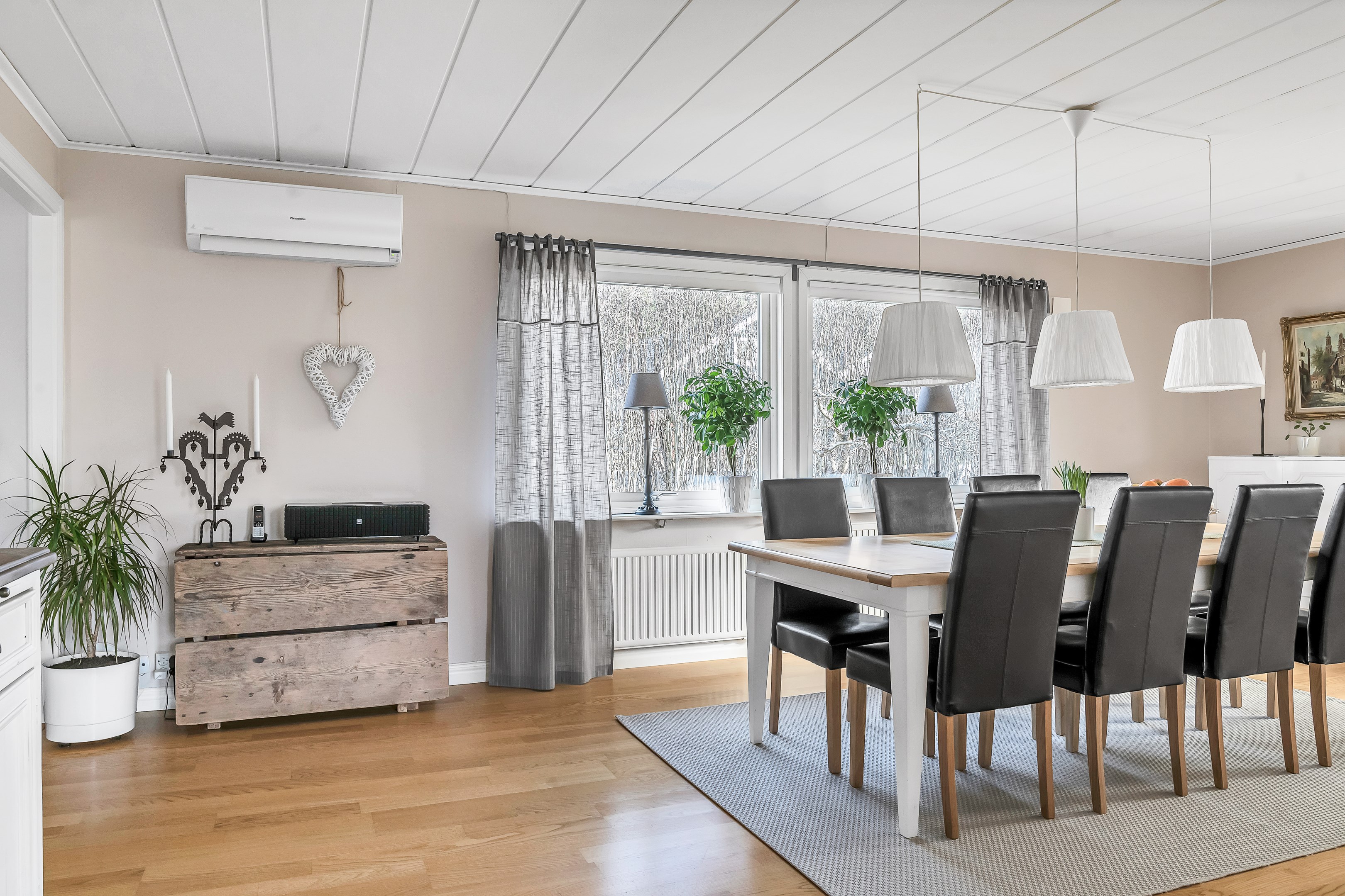 Bostadsbild från Fyrspannsvägen 11, Såld i Björklinge, Uppsala