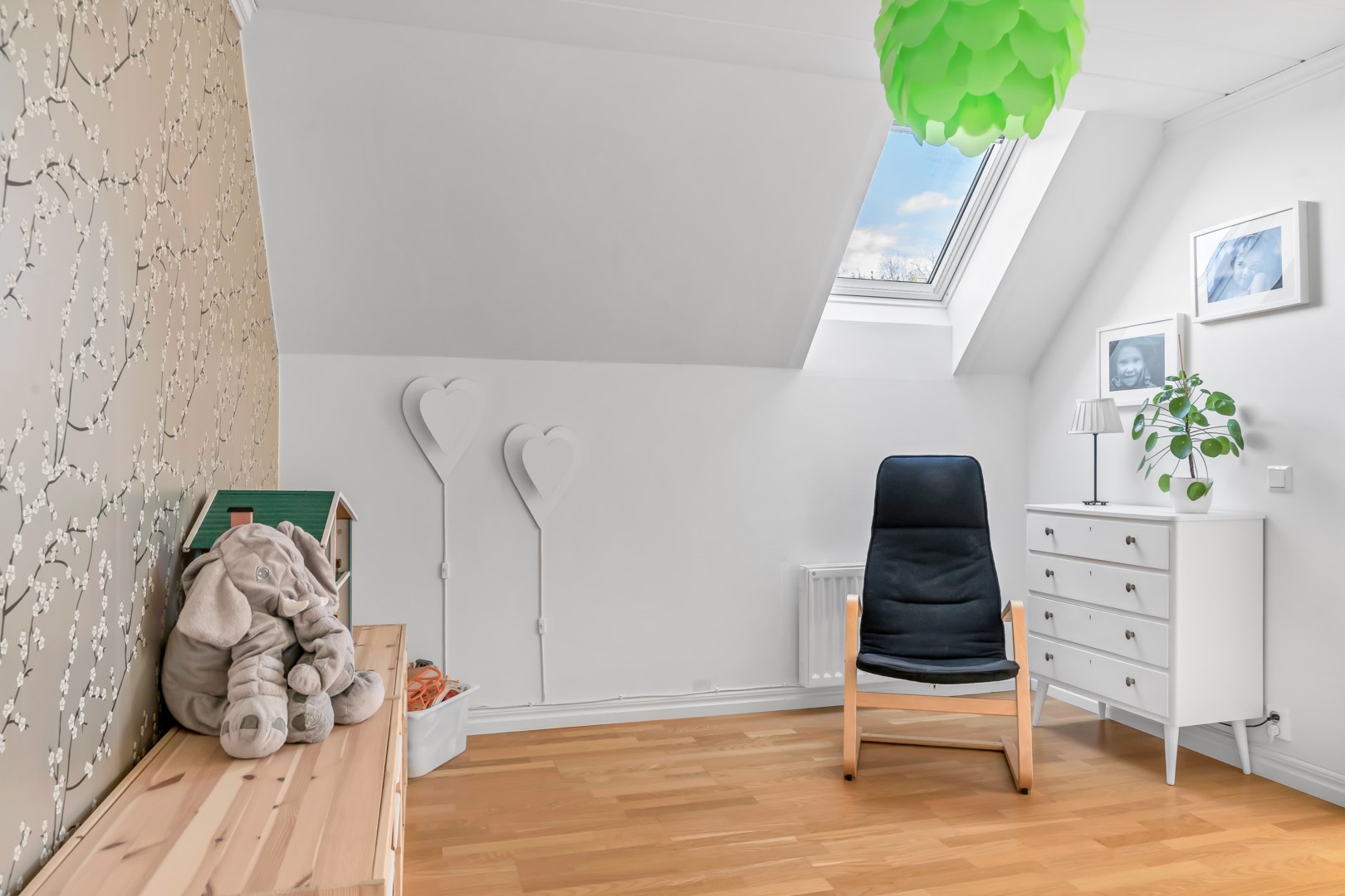 Bostadsbild från Fyrspannsvägen 11, Såld i Björklinge, Uppsala