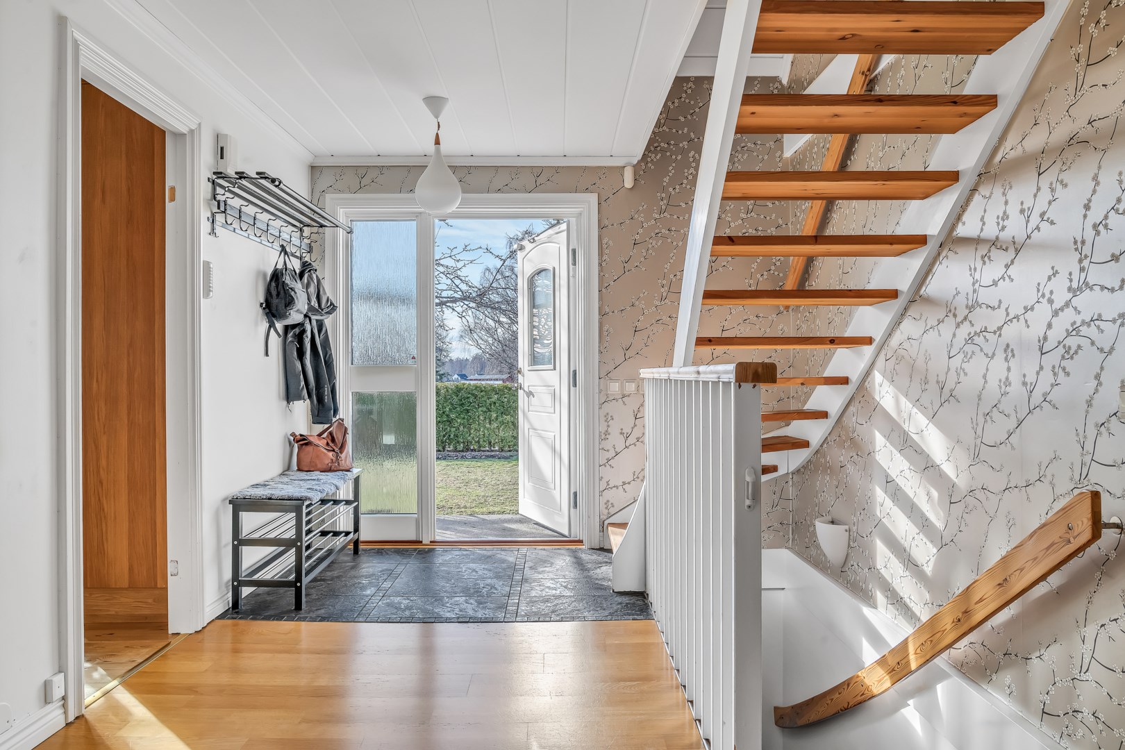 Bostadsbild från Fyrspannsvägen 11, Såld i Björklinge, Uppsala