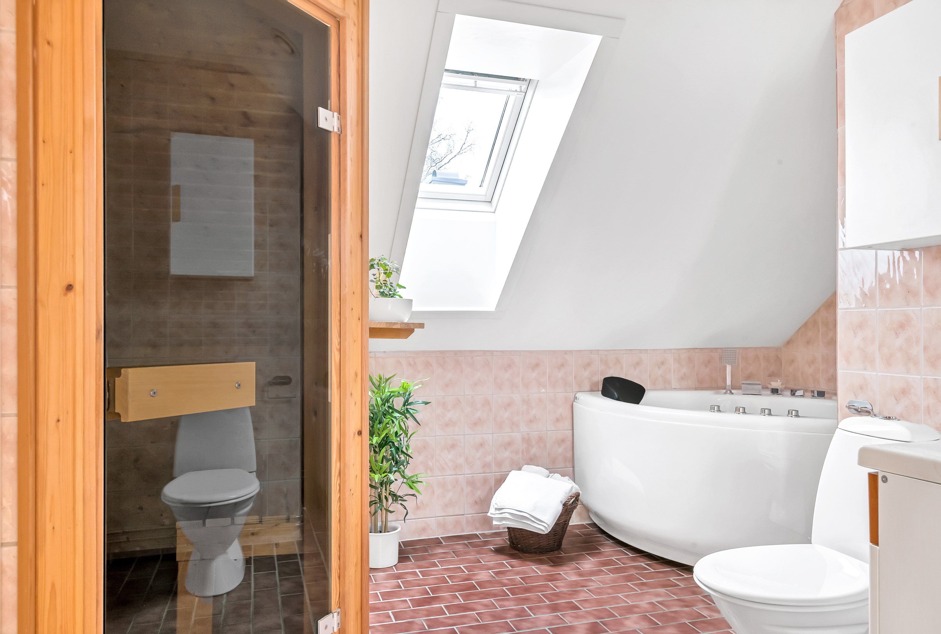 Bostadsbild från Konvaljegränd 4, Såld i Sunnersta, Uppsala