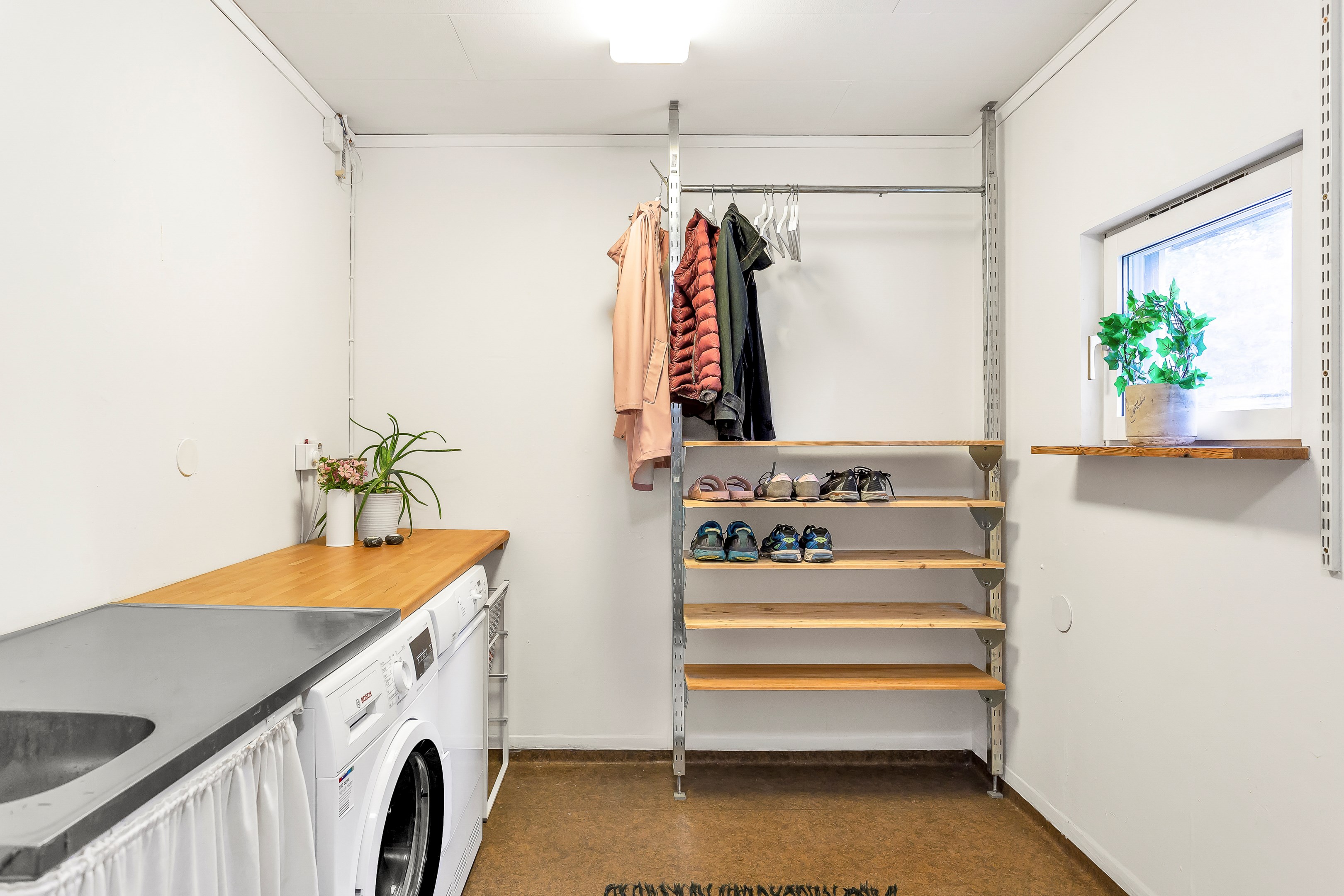 Bostadsbild från Isgrena 37, Såld i Bälinge, Uppsala