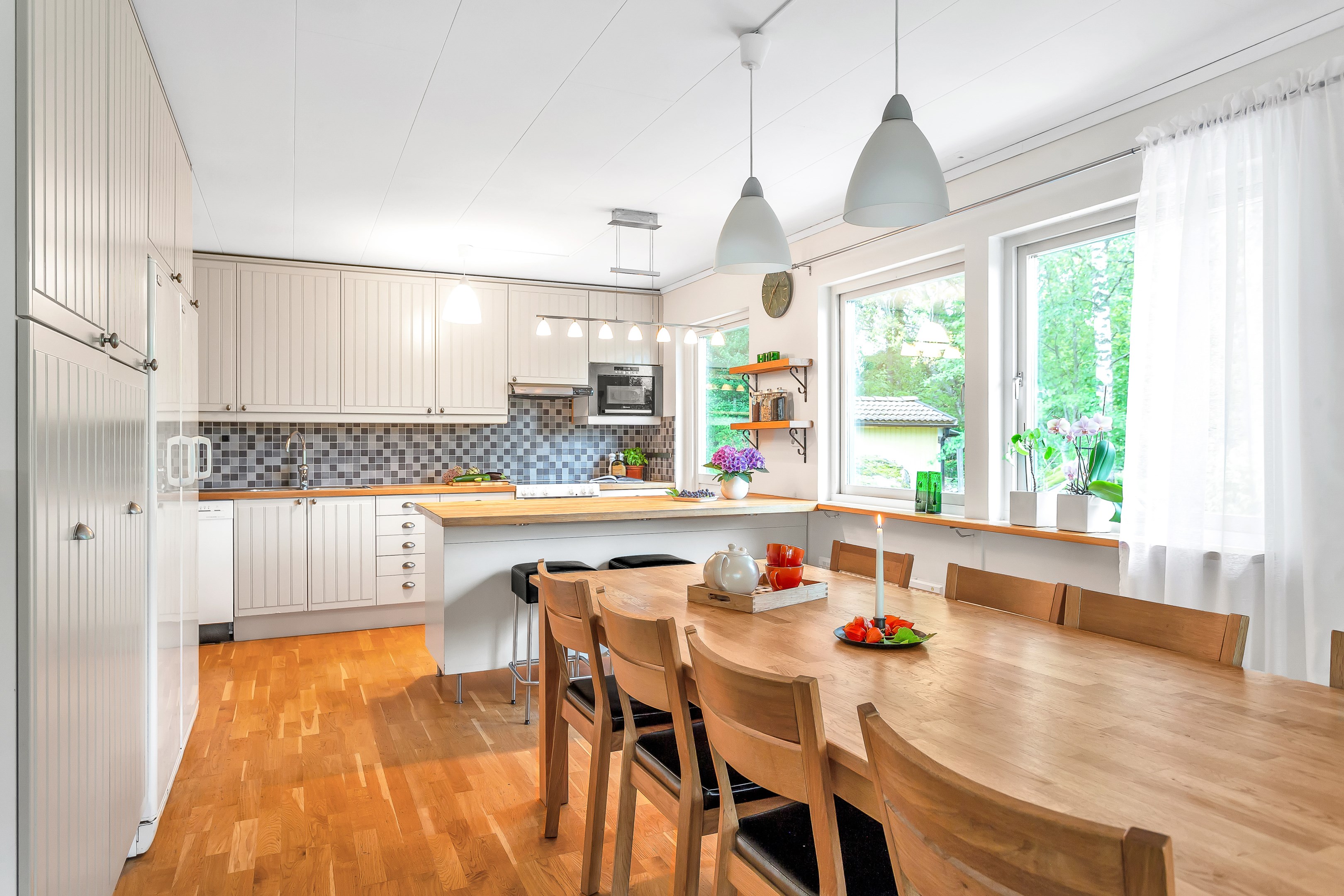 Bostadsbild från Isgrena 37, Såld i Bälinge, Uppsala