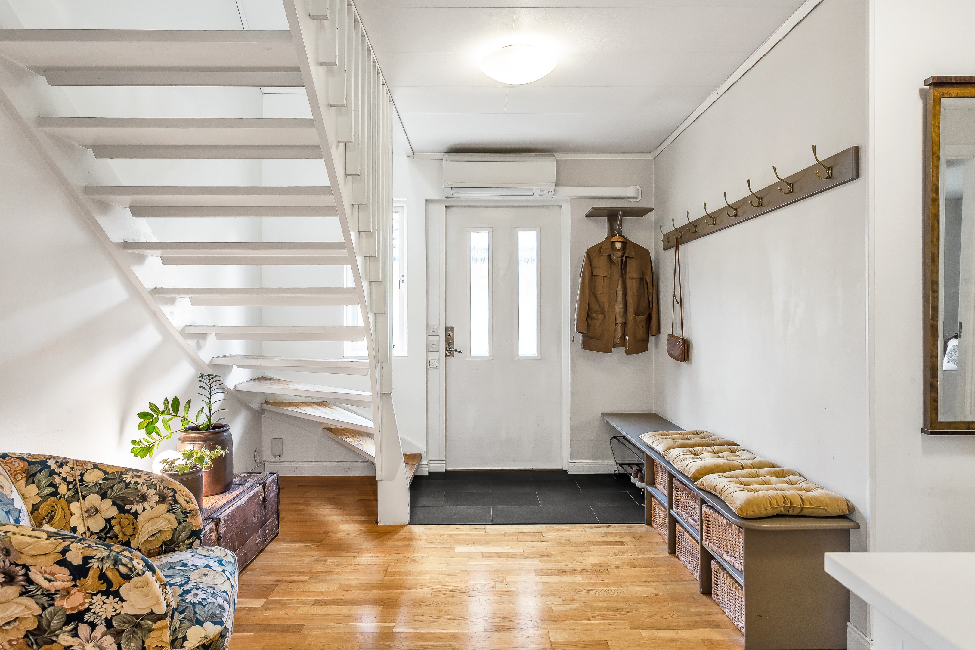 Bostadsbild från Isgrena 37, Såld i Bälinge, Uppsala