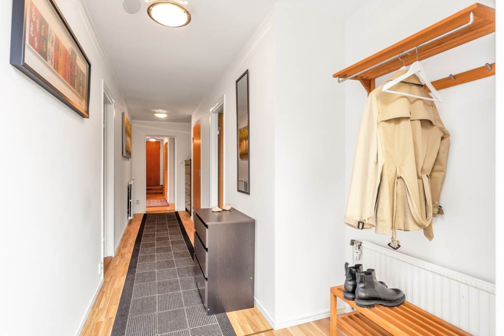 Bostadsbild från Södra Parkvägen 12A, Såld i Norby, Uppsala